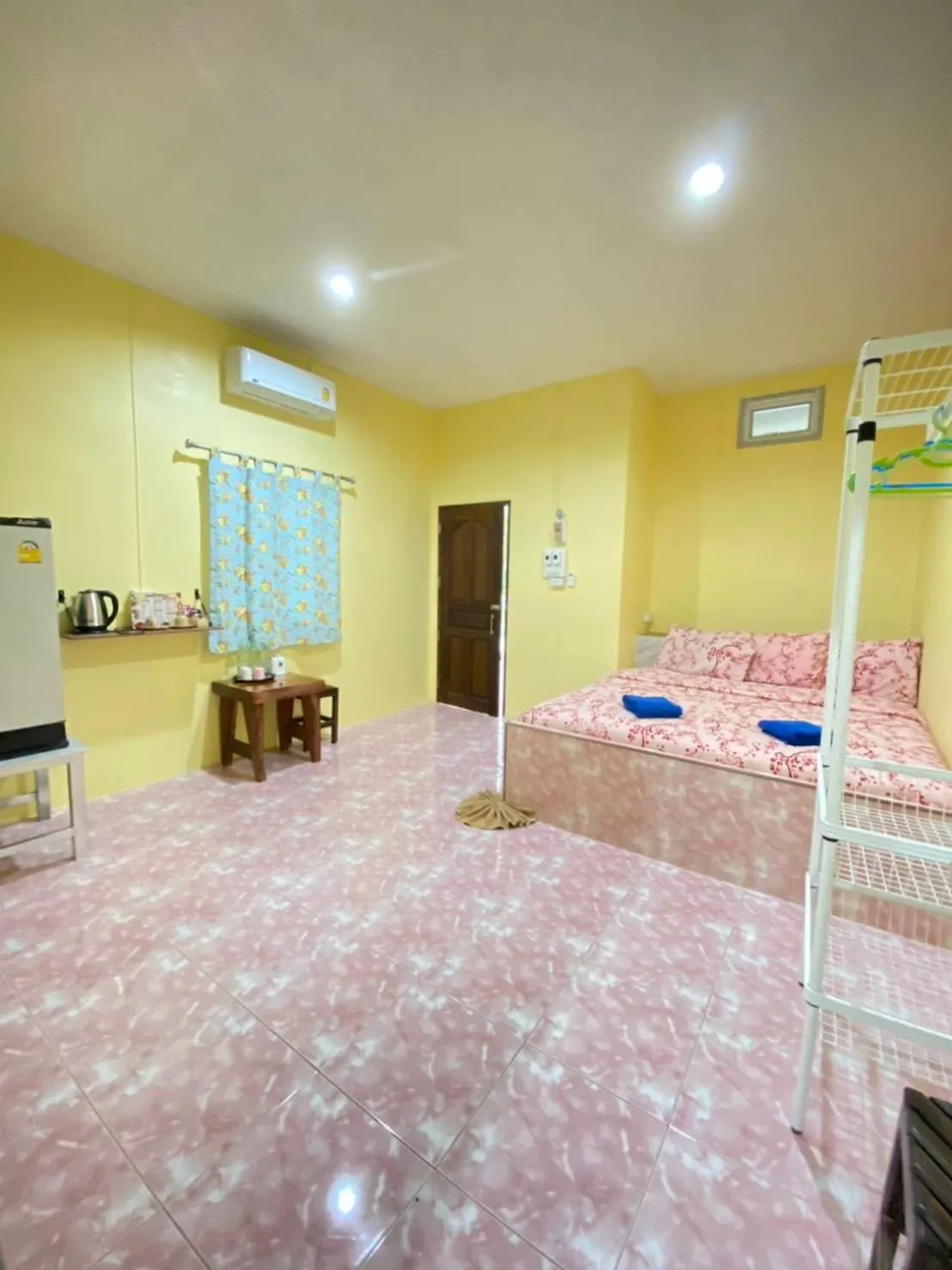 Bed in At Sichon Resort