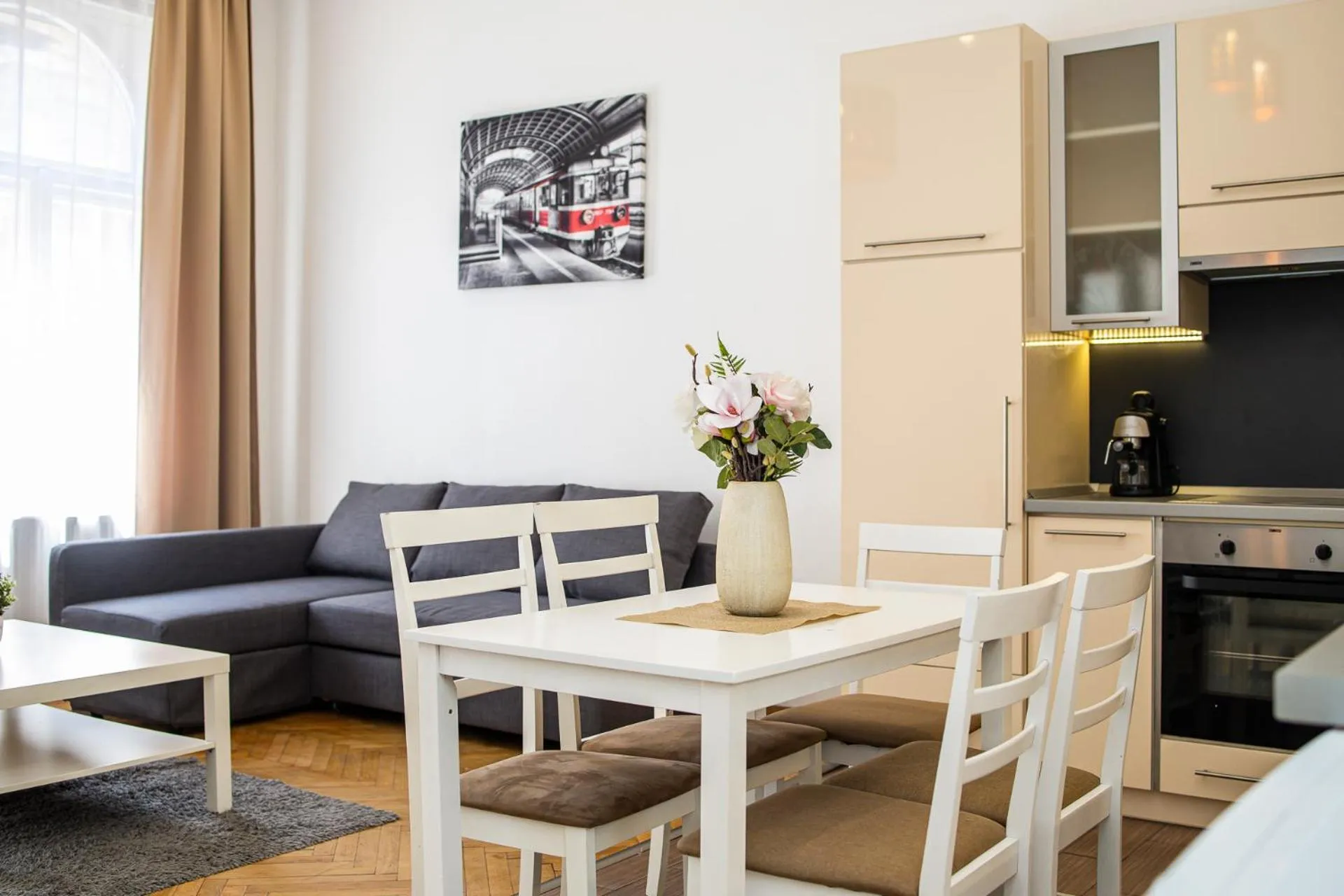 Real Apartments Révay