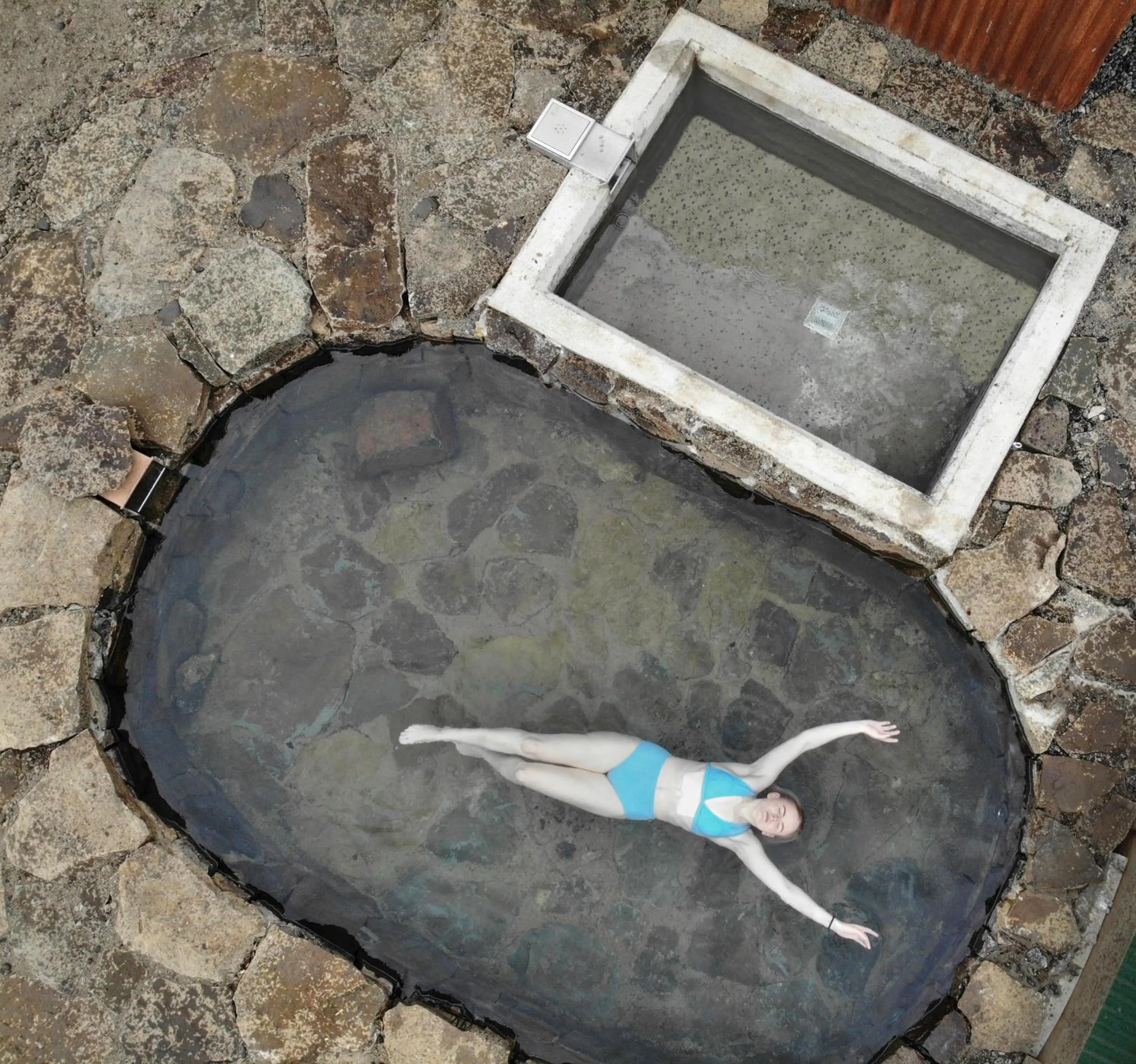Pool view in Wilderness Center / Óbyggðasetur Íslands