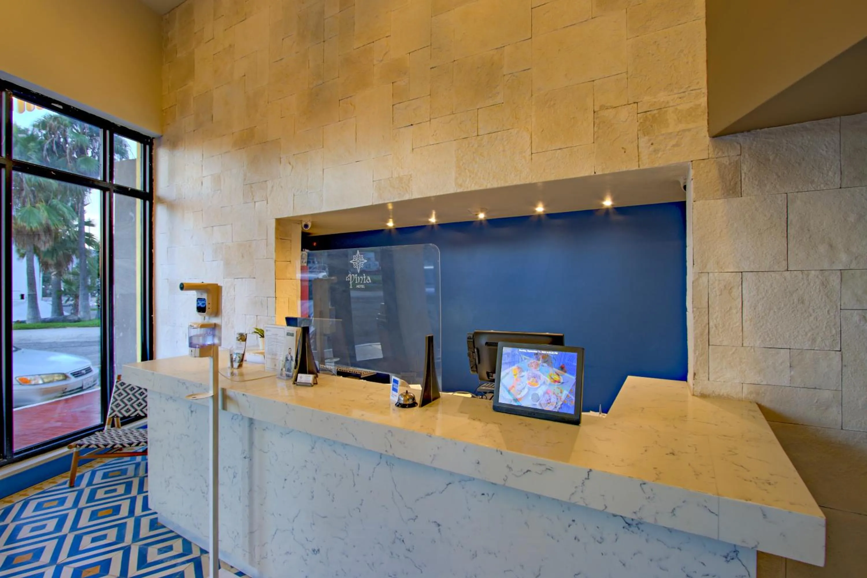 Lobby or reception in La Pinta Hotel