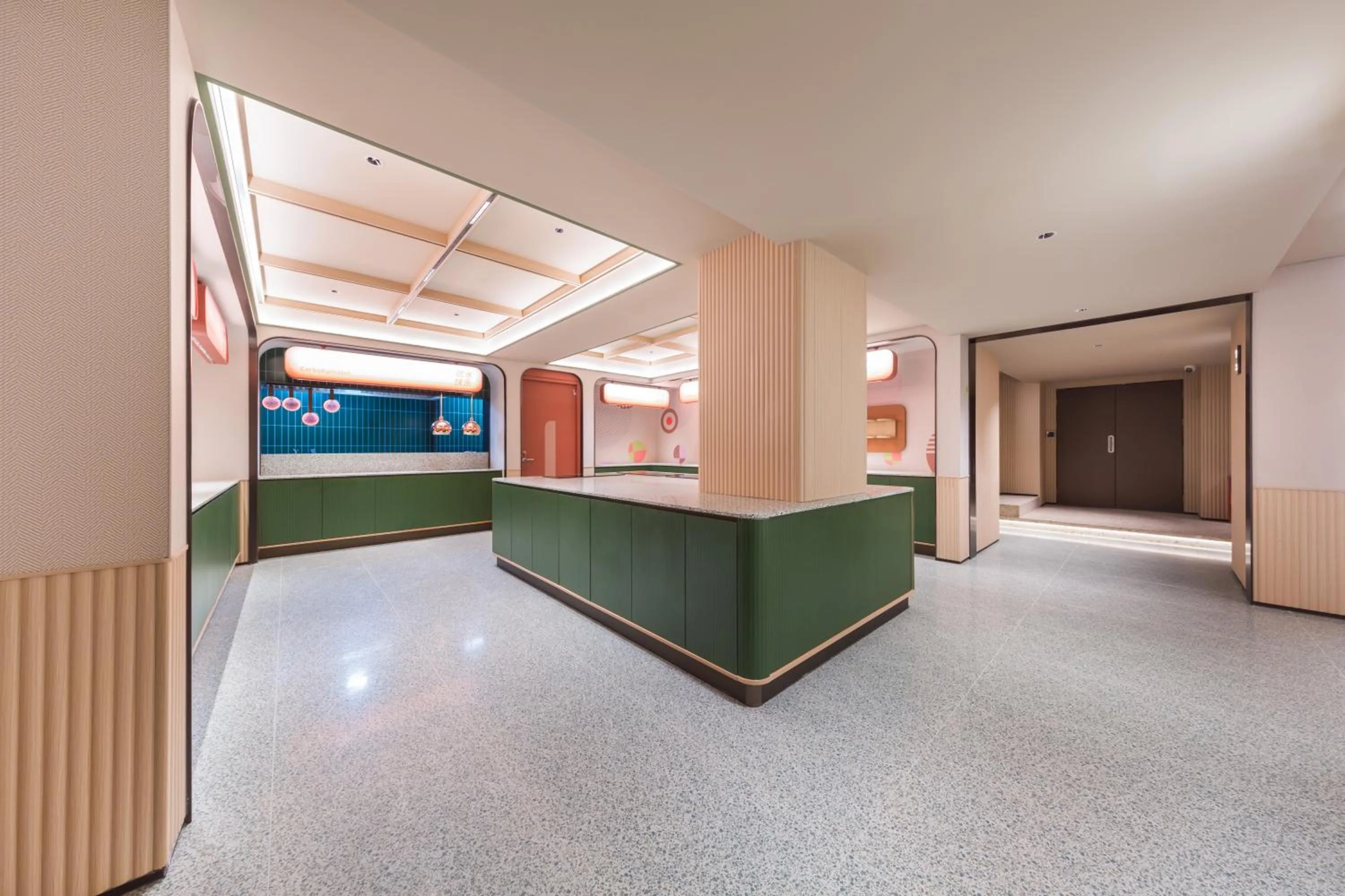 Orange Hotel Beijing West Railway Station South Square