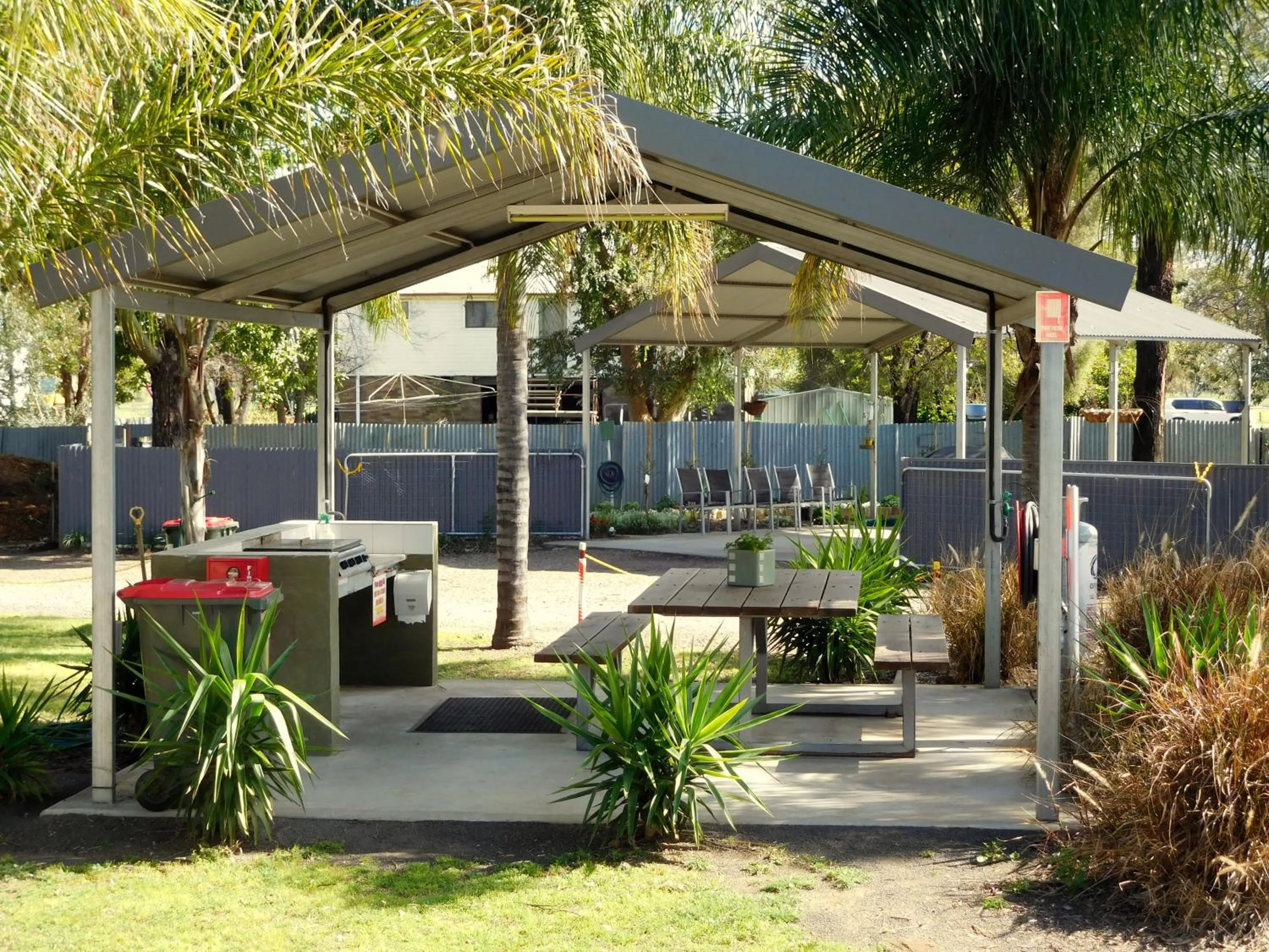 BBQ facilities in Narrabri Motel and Caravan Park