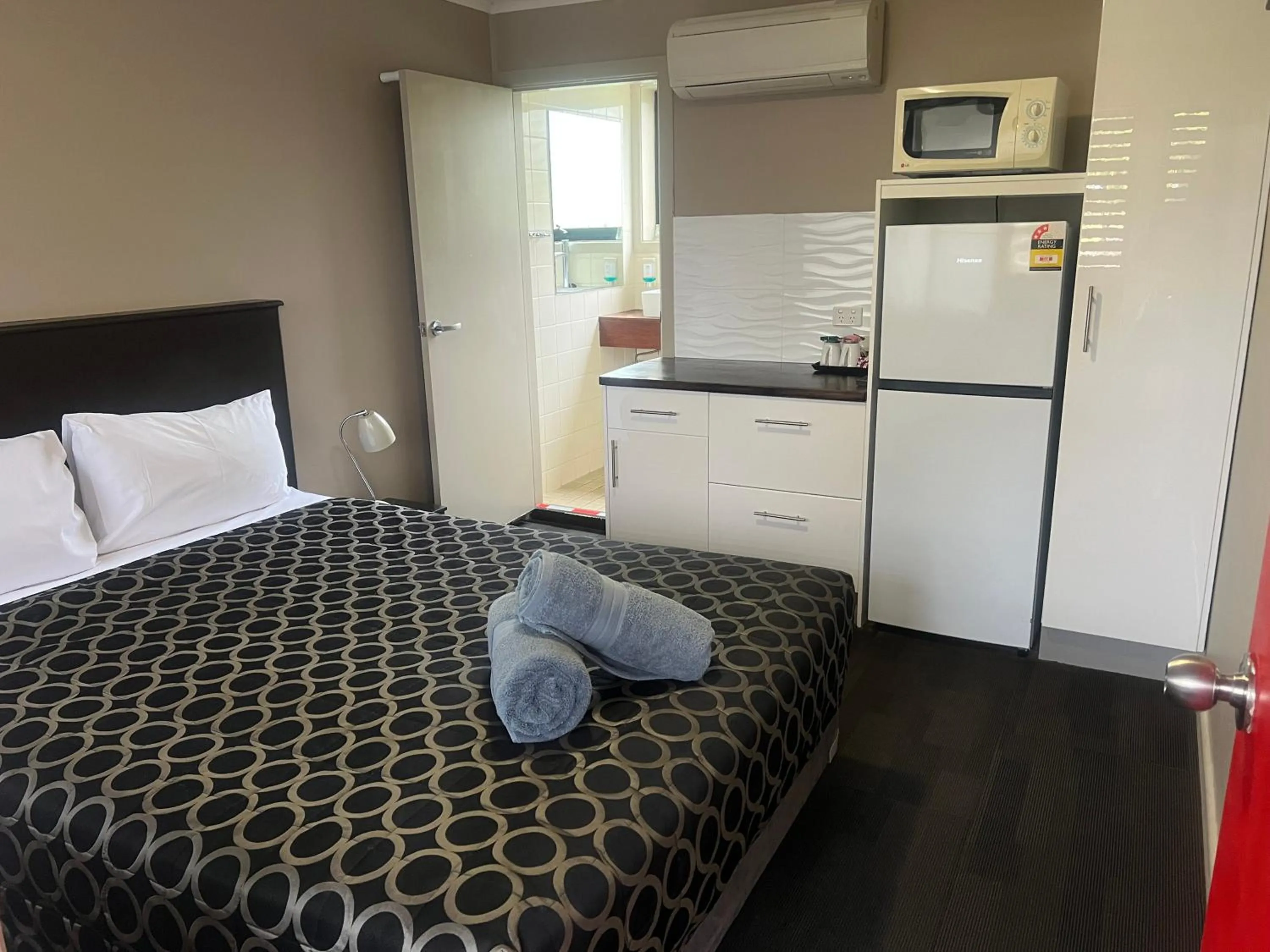 Bedroom, Bed in Narrabri Motel and Caravan Park