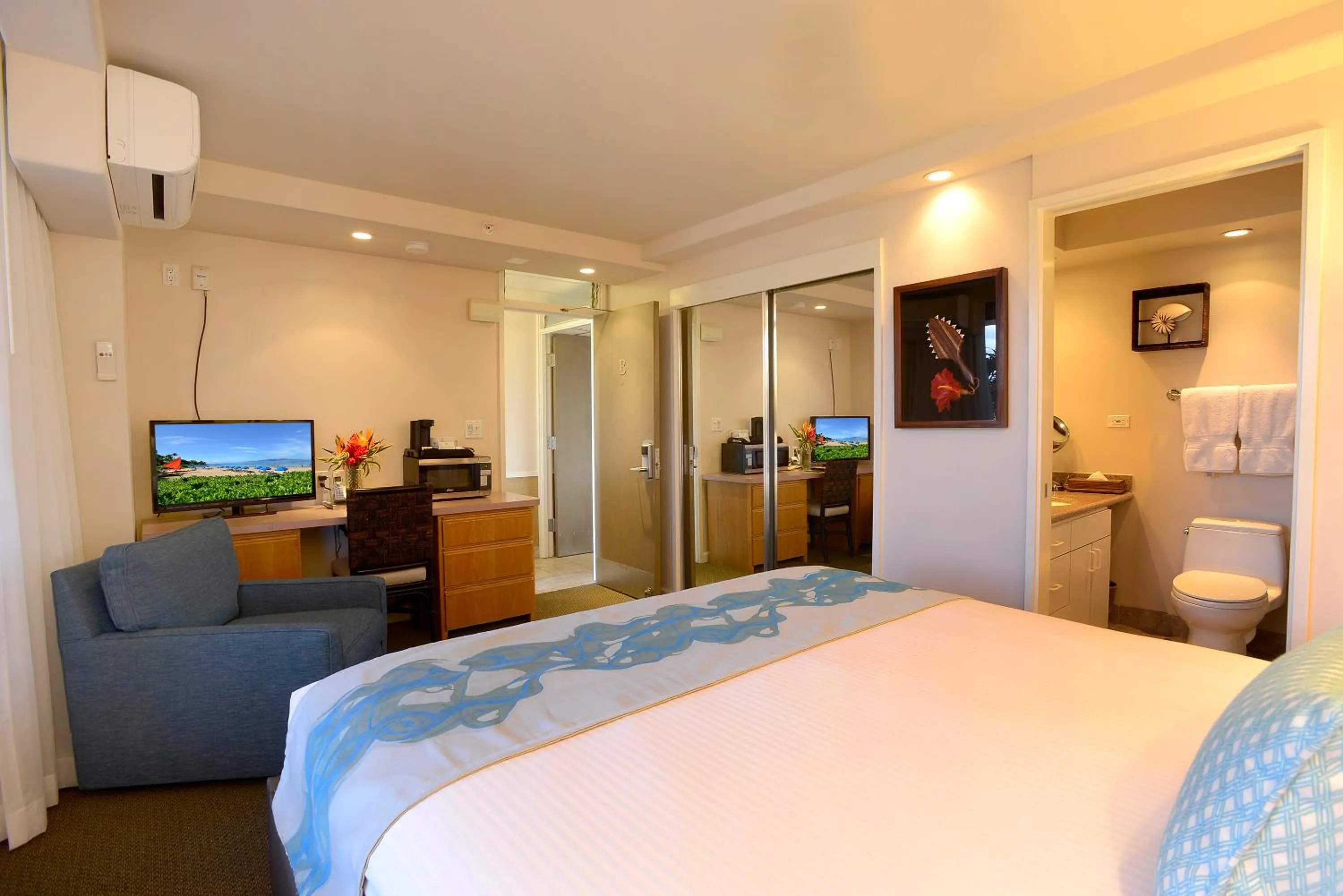 Bed in Mana Kai Maui - Official Onsite Rental Company