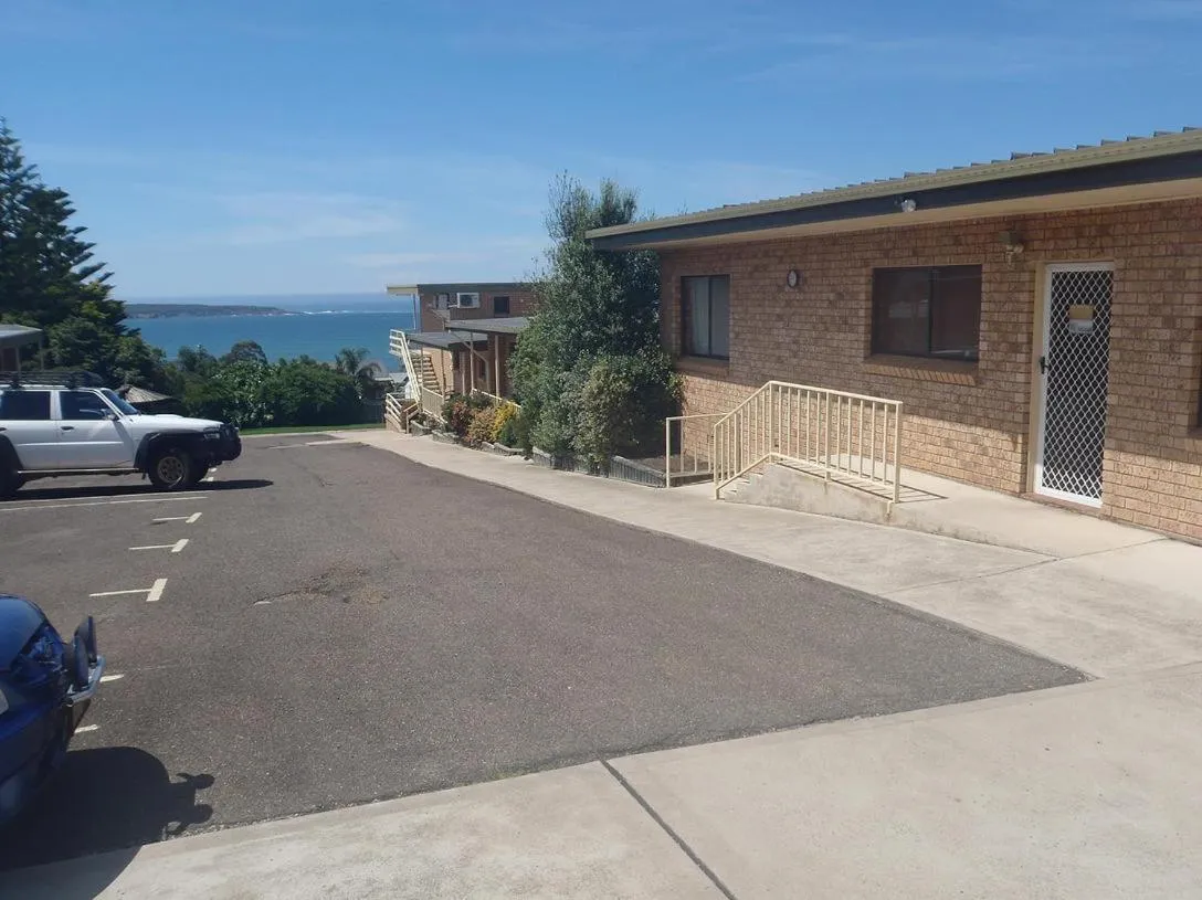 Facade/entrance in Whale Fisher Motel