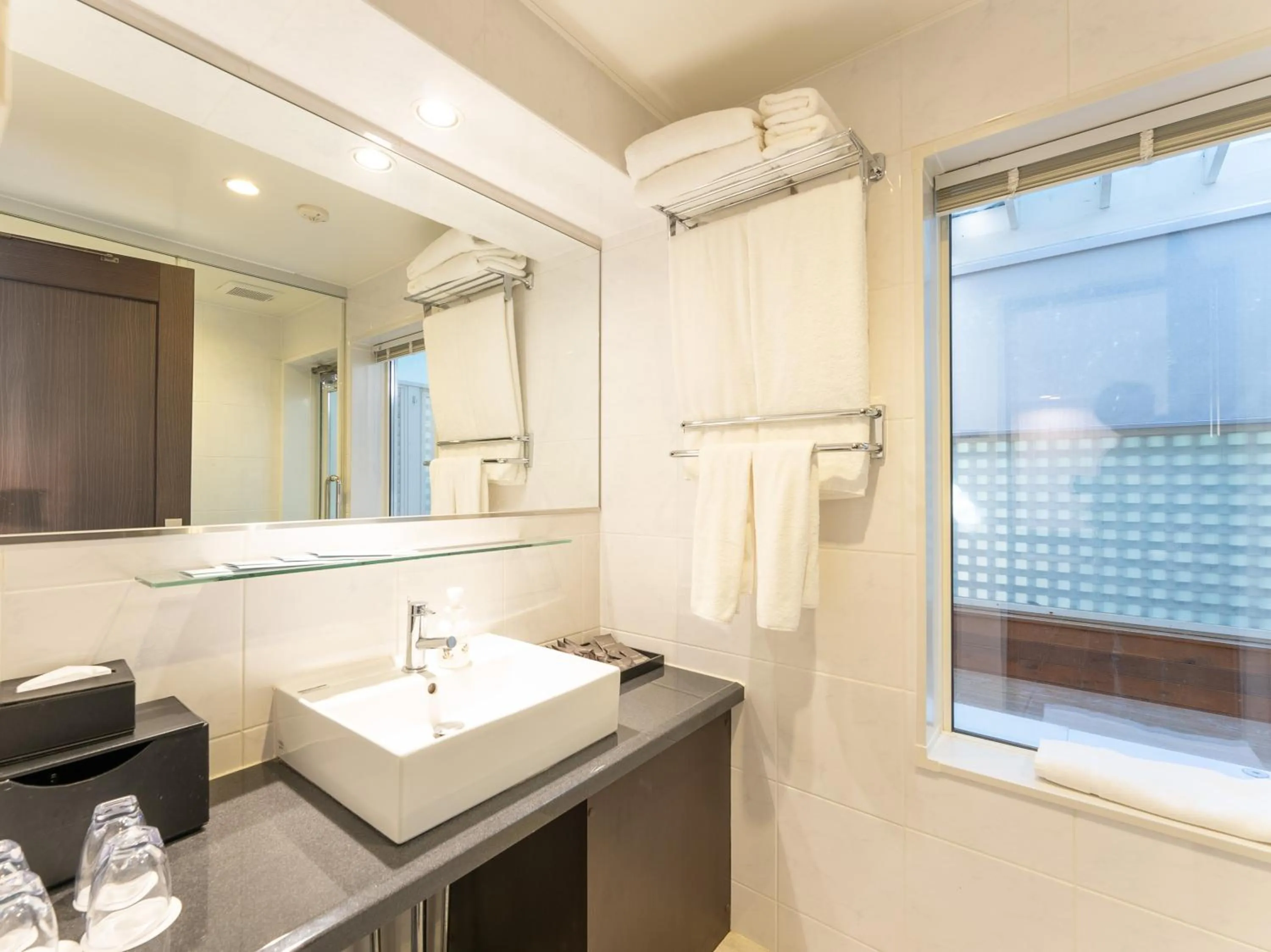 Bathroom in Koyaru-no-sato Doggys Island