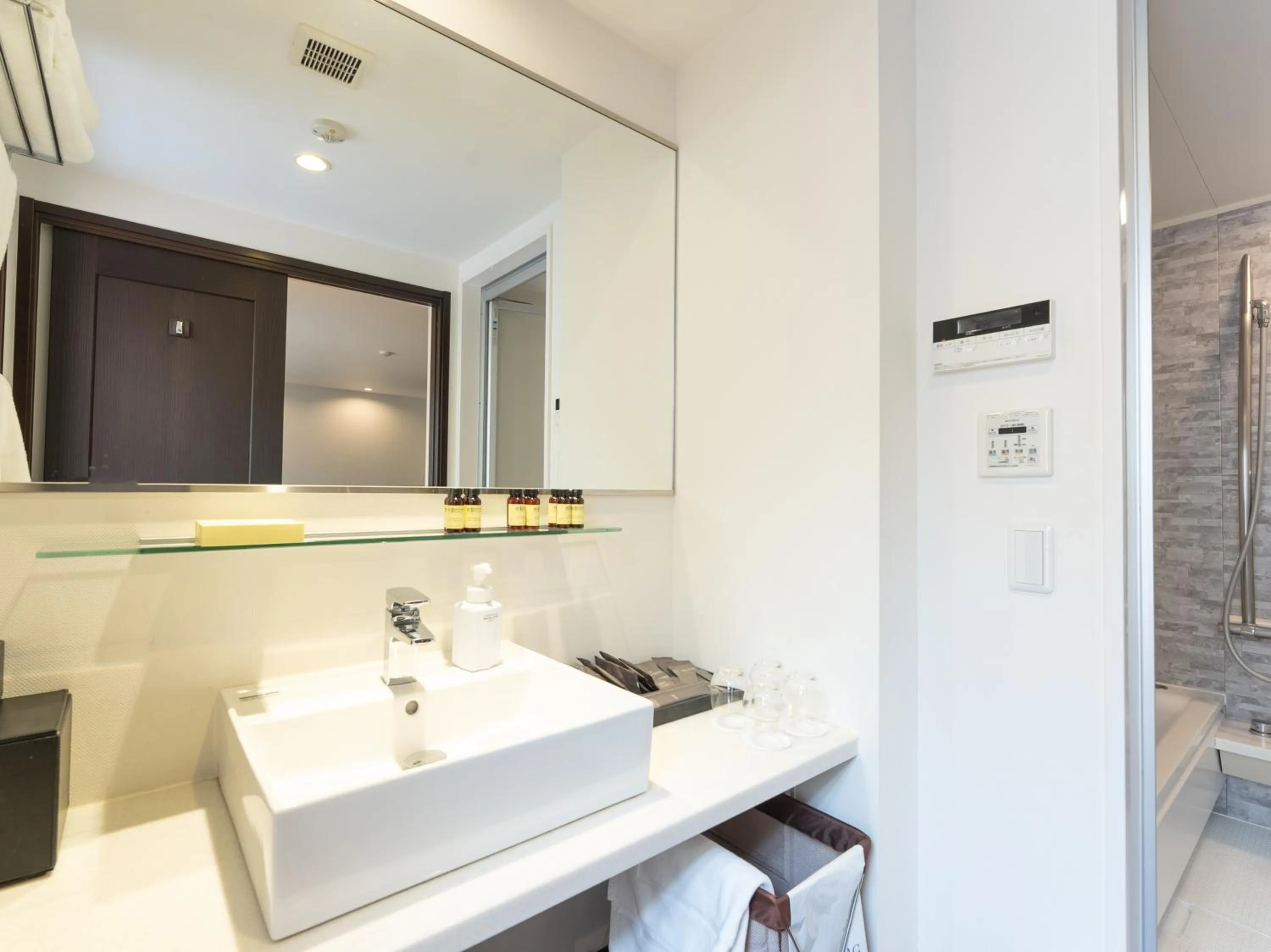 Bathroom in Koyaru-no-sato Doggys Island