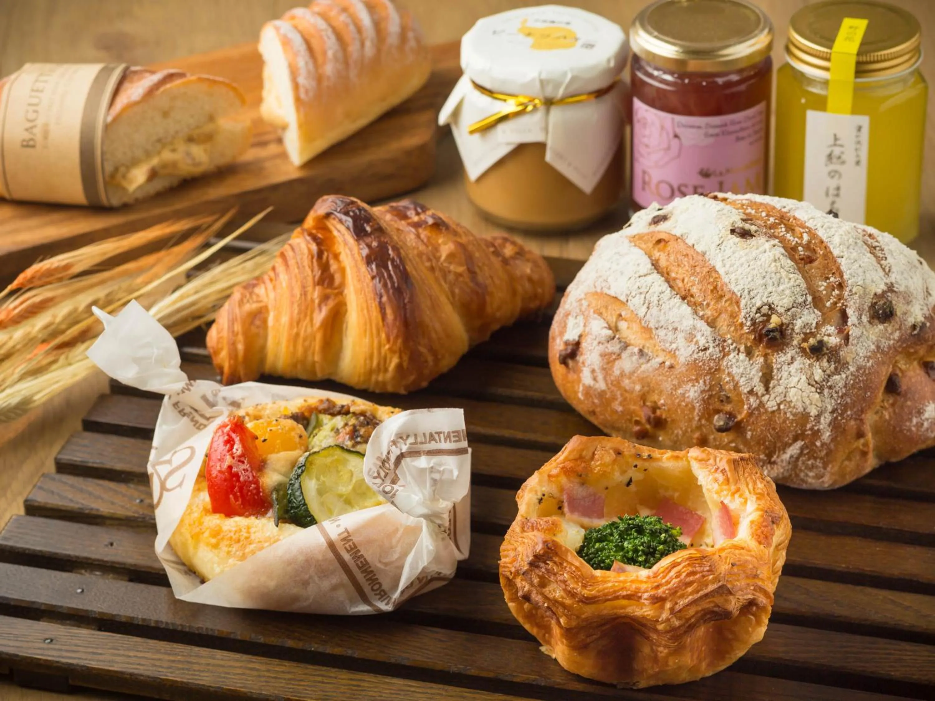 On-site shops in Koyaru-no-sato Doggys Island