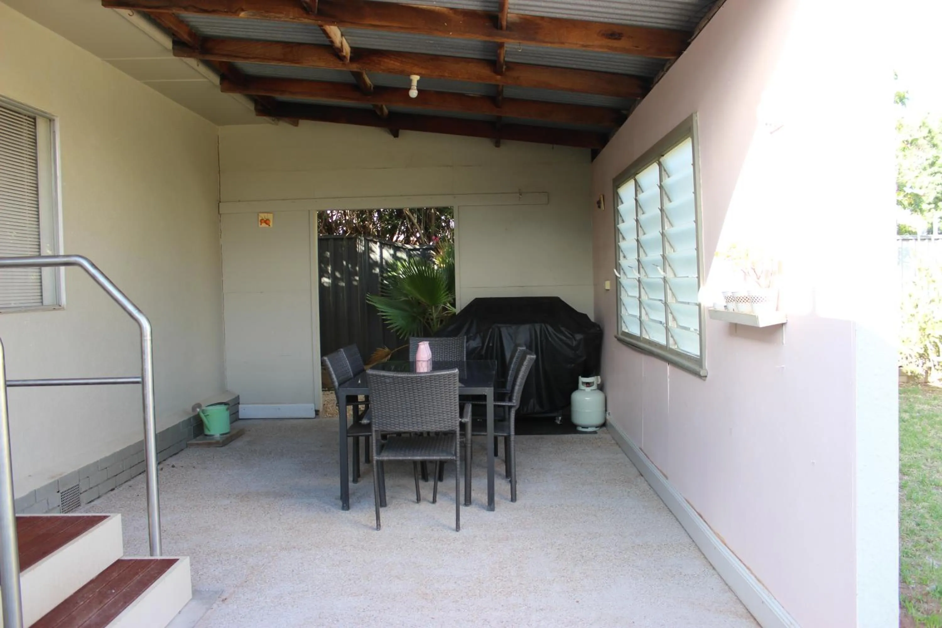 Indulge Homes - 77 Olive