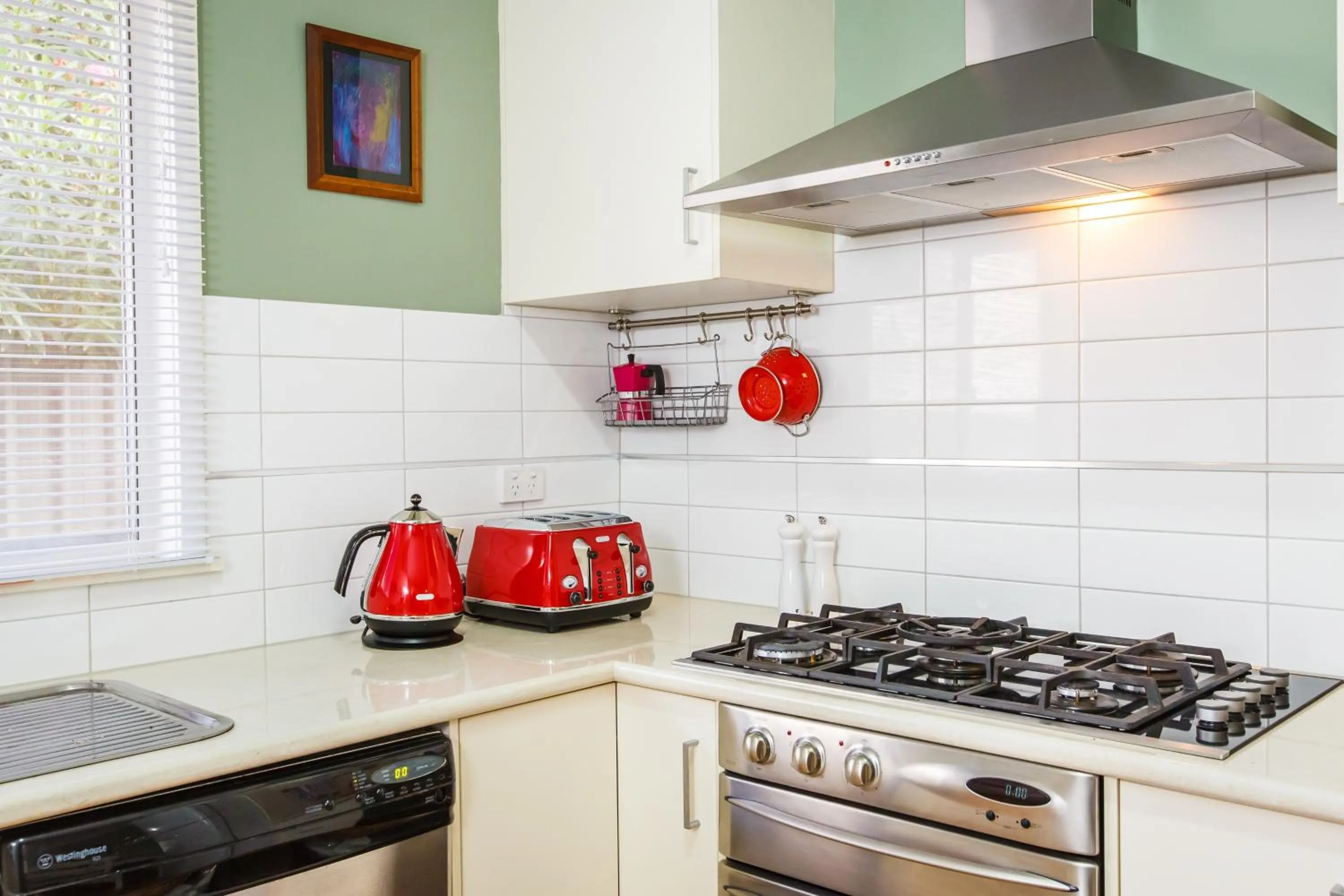 Communal kitchen in Indulge Homes - 77 Olive