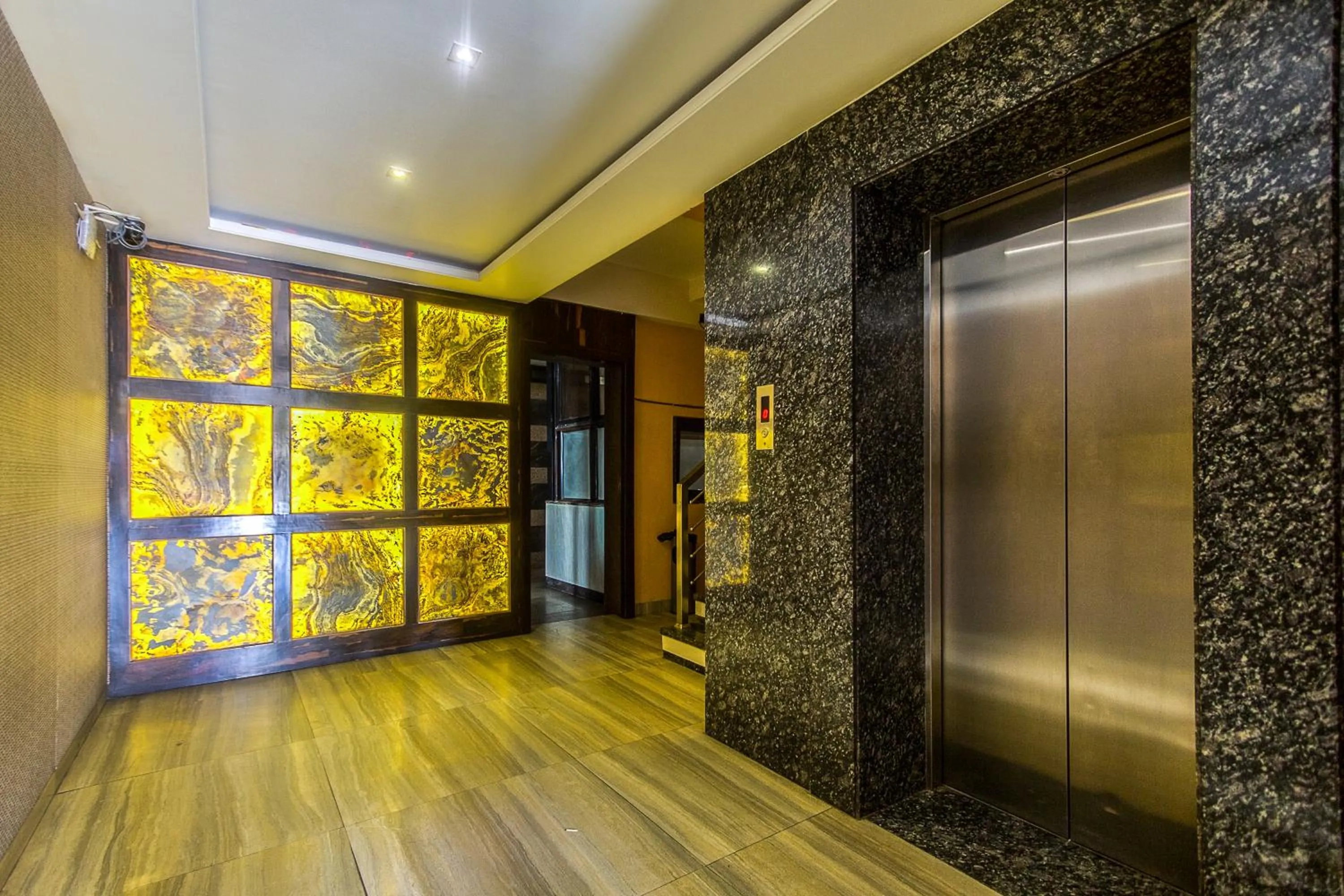 elevator in Treebo Shivani