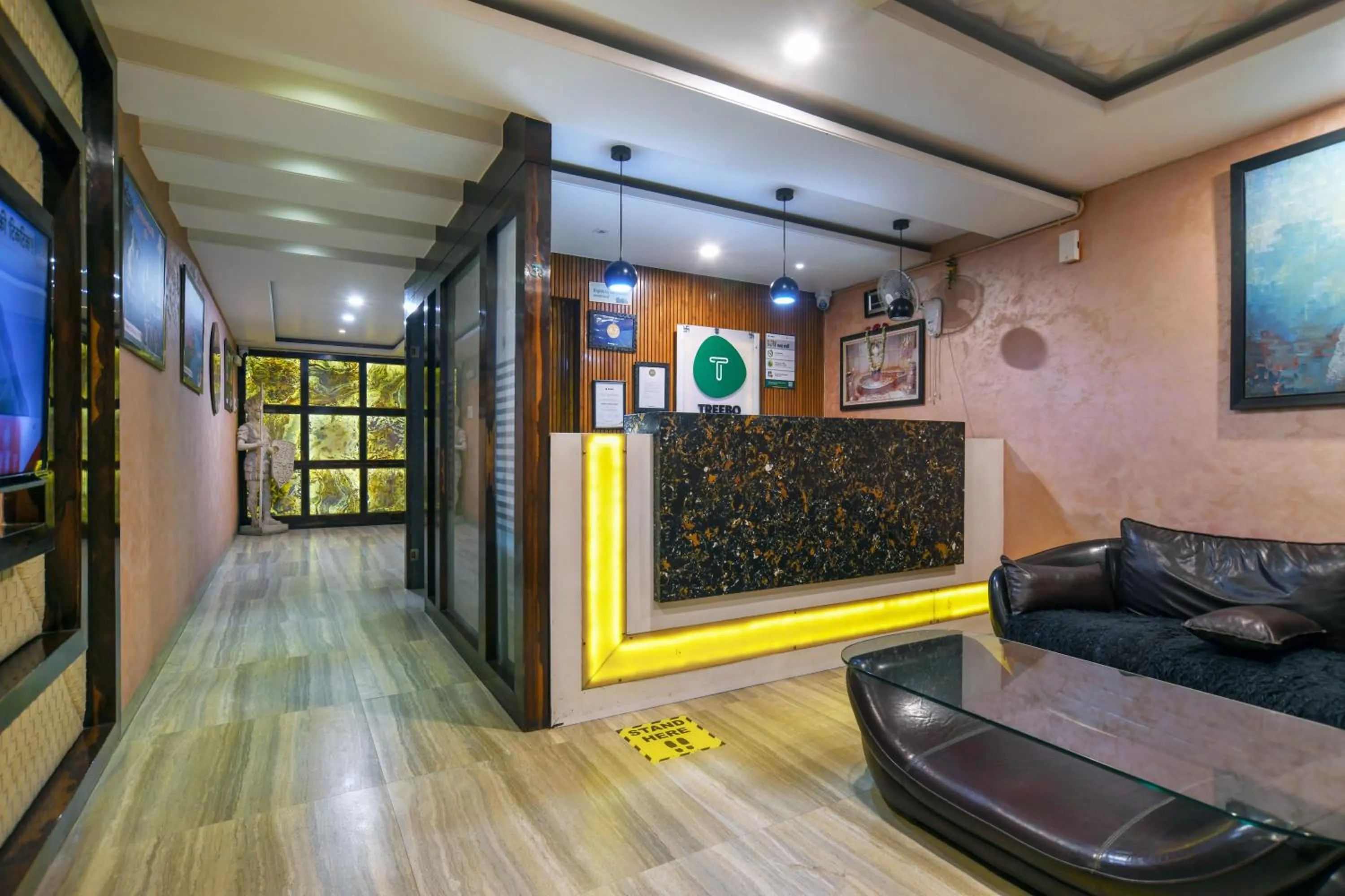 Lobby or reception in Treebo Shivani
