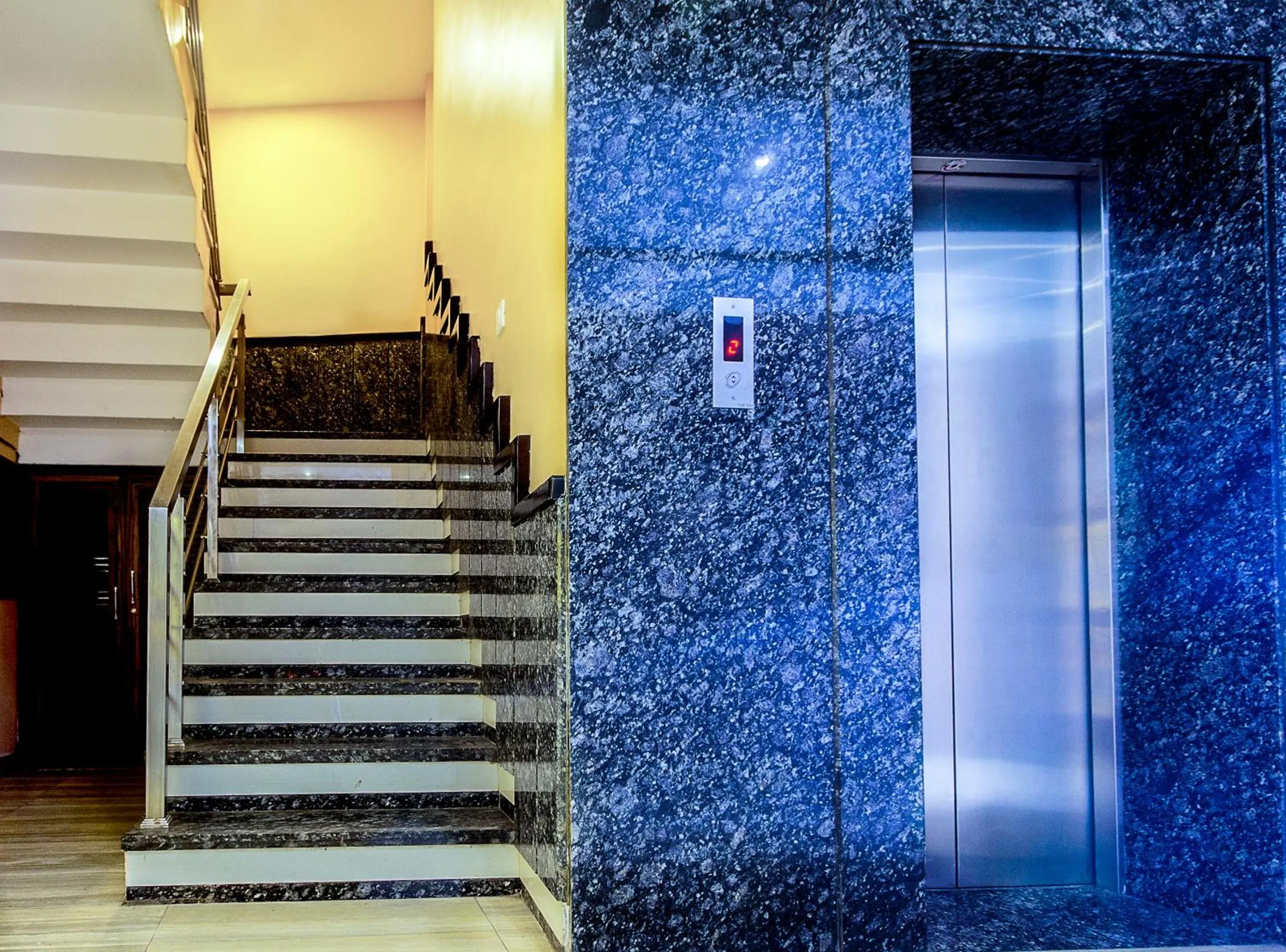 elevator in Treebo Shivani