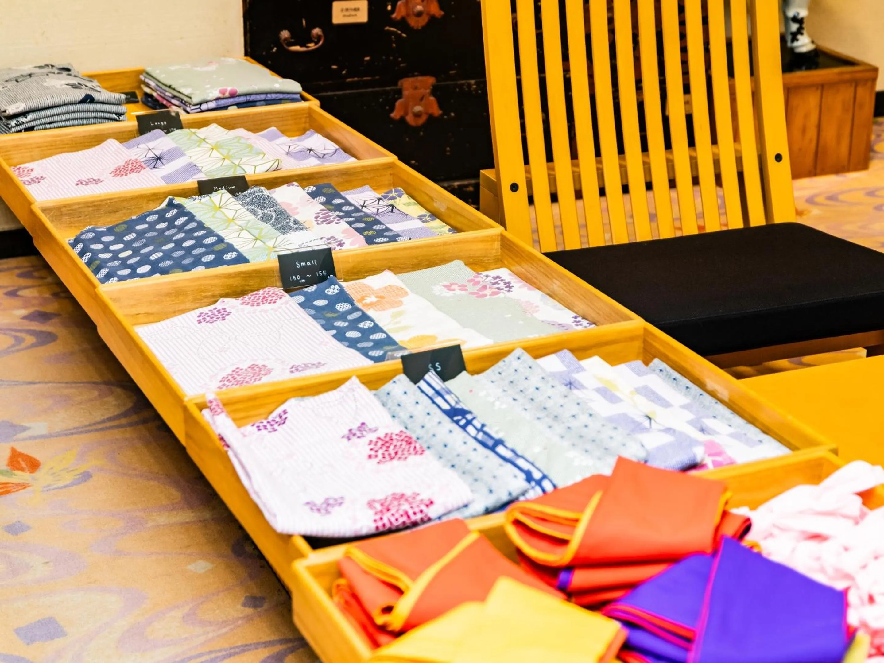 Area and facilities in Kirishima Momijidani Seiryuso