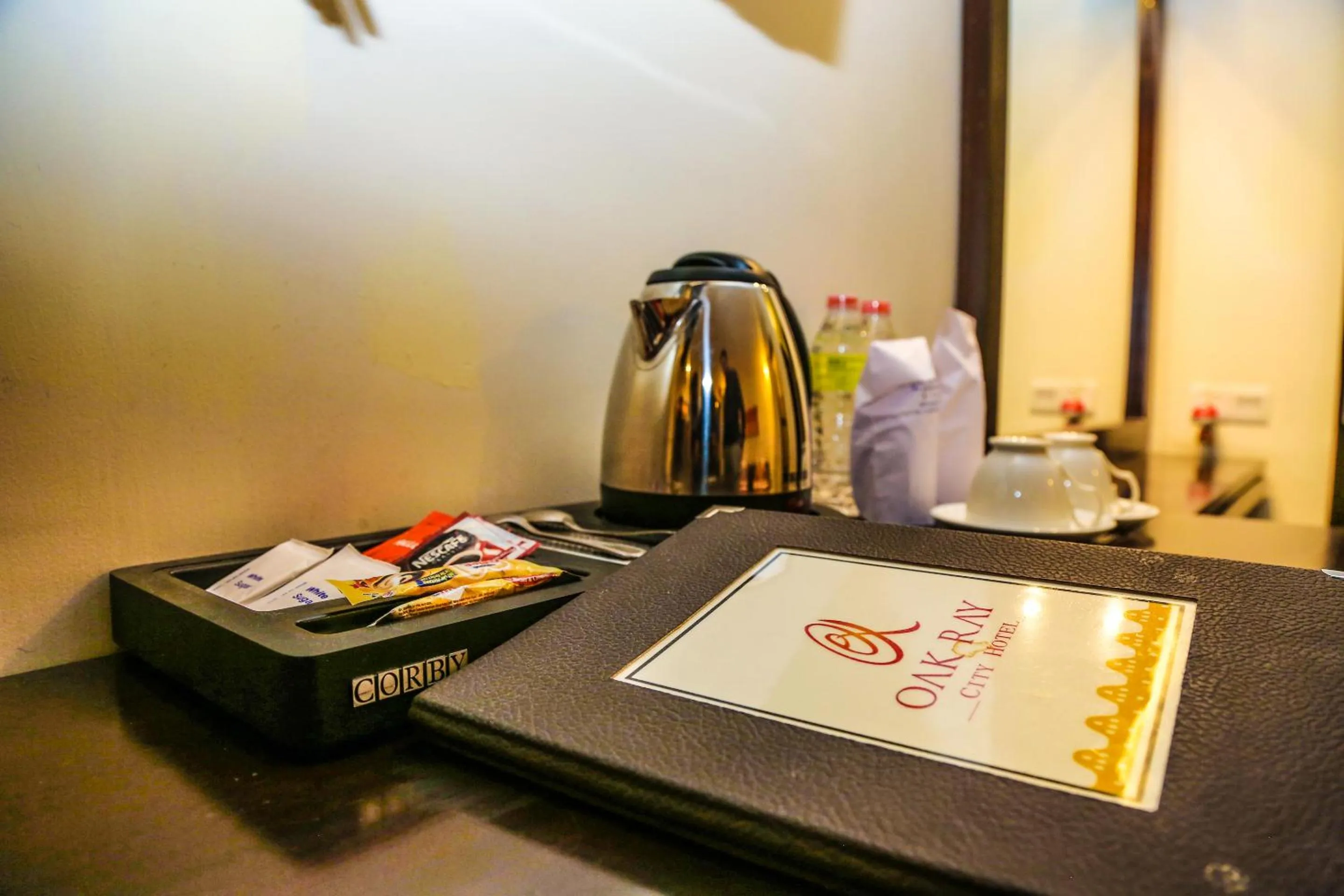 Coffee/tea facilities in Oak Ray City Hotel
