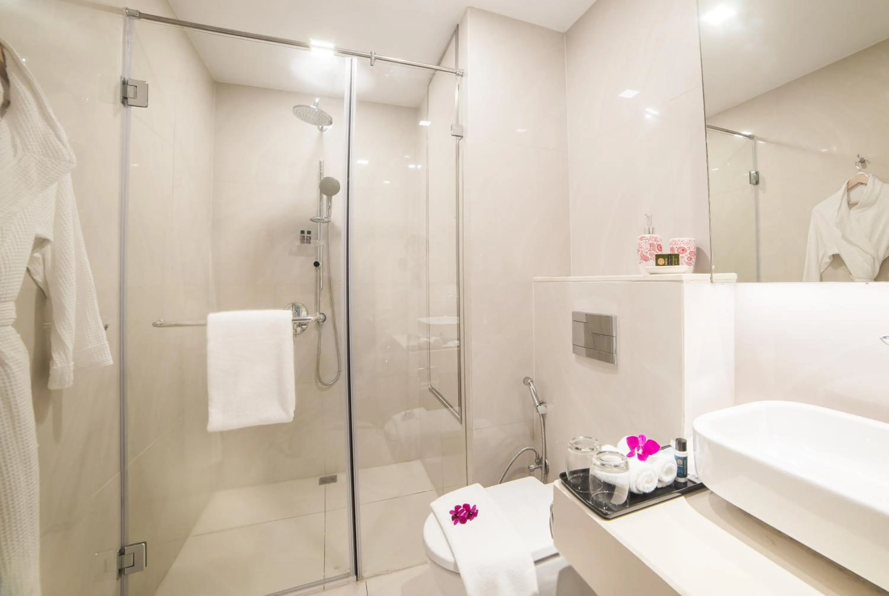 Bathroom in Citadines OMR Chennai