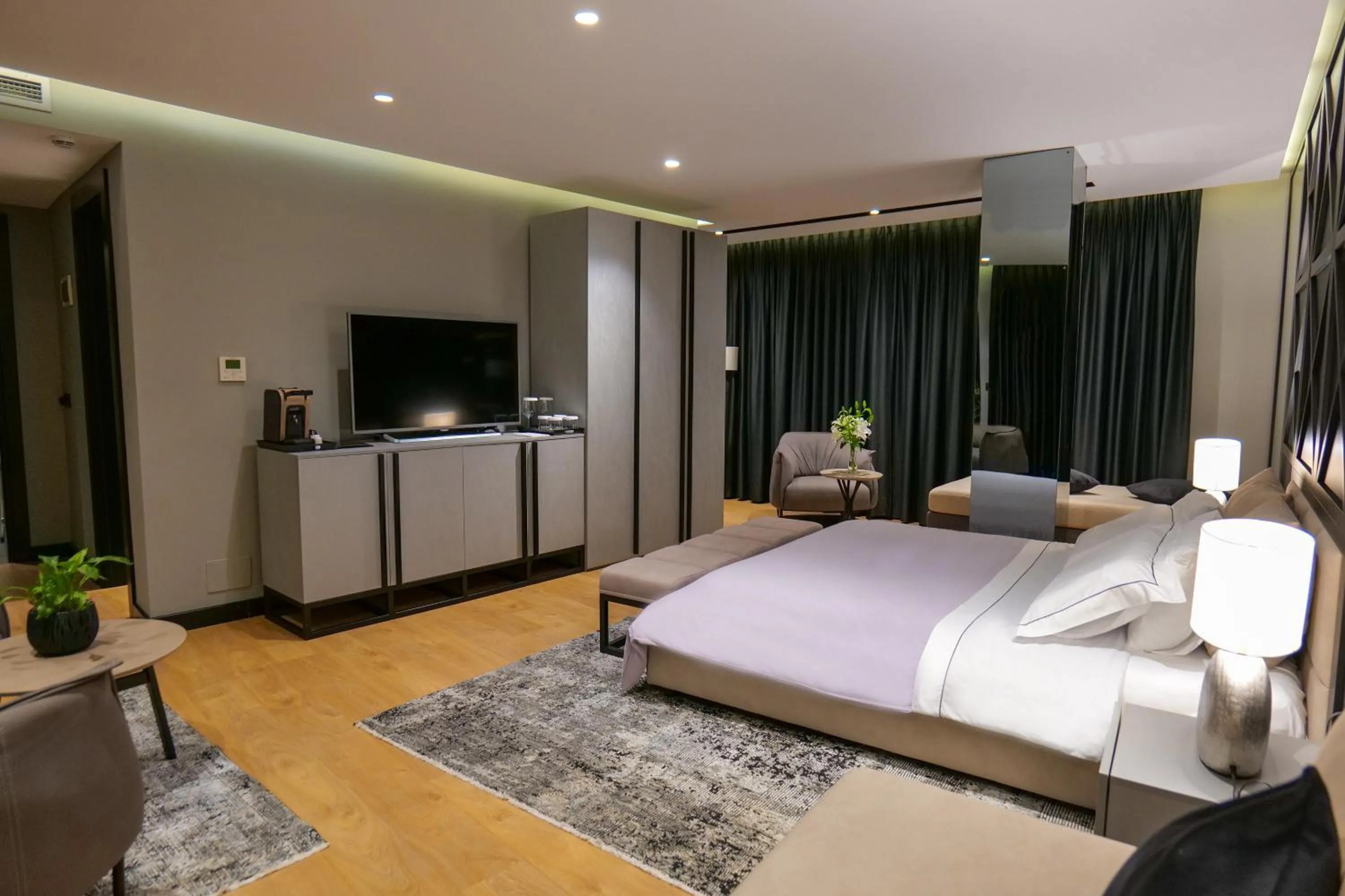 Bed in Hotel Miramare