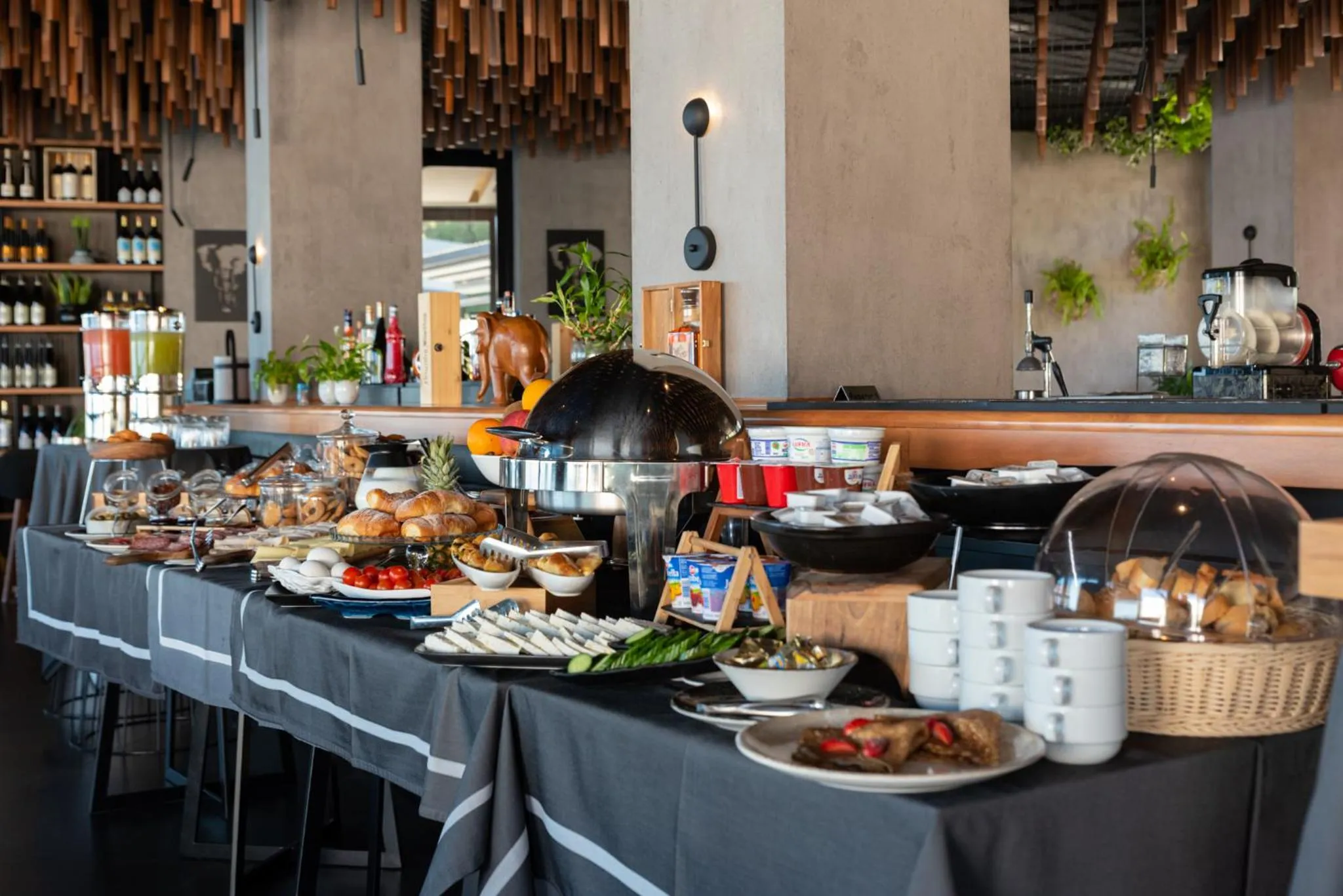 Buffet breakfast in Hotel Miramare