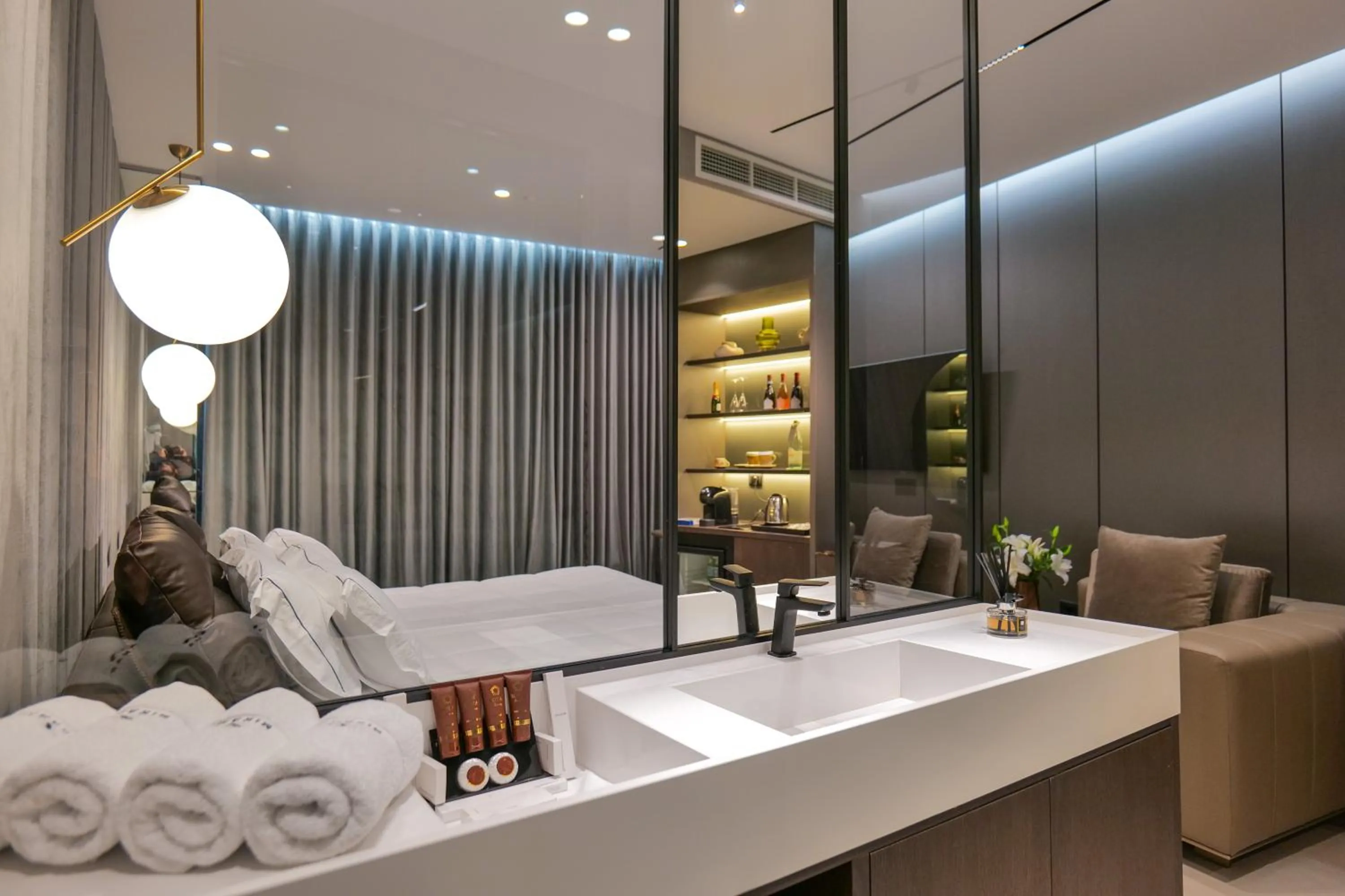 Bedroom, Bed in Hotel Miramare