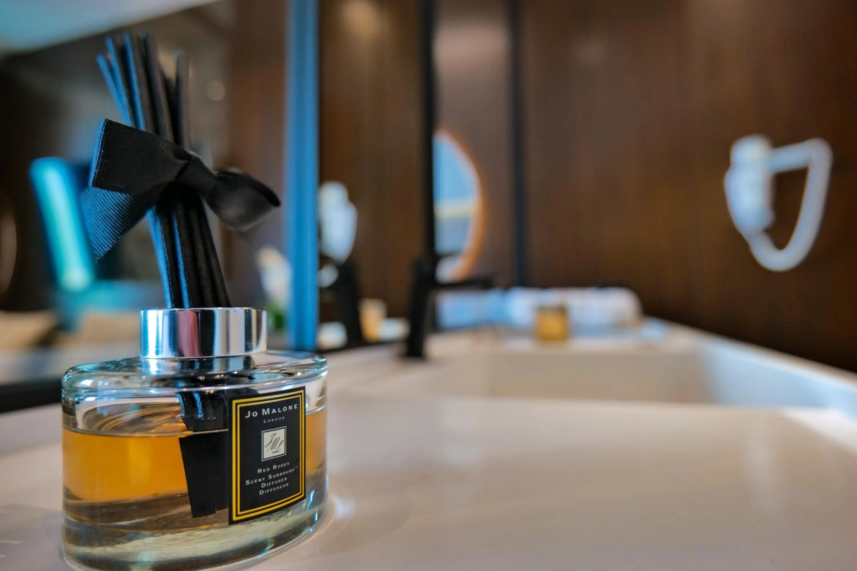 Bathroom, Bed in Hotel Miramare