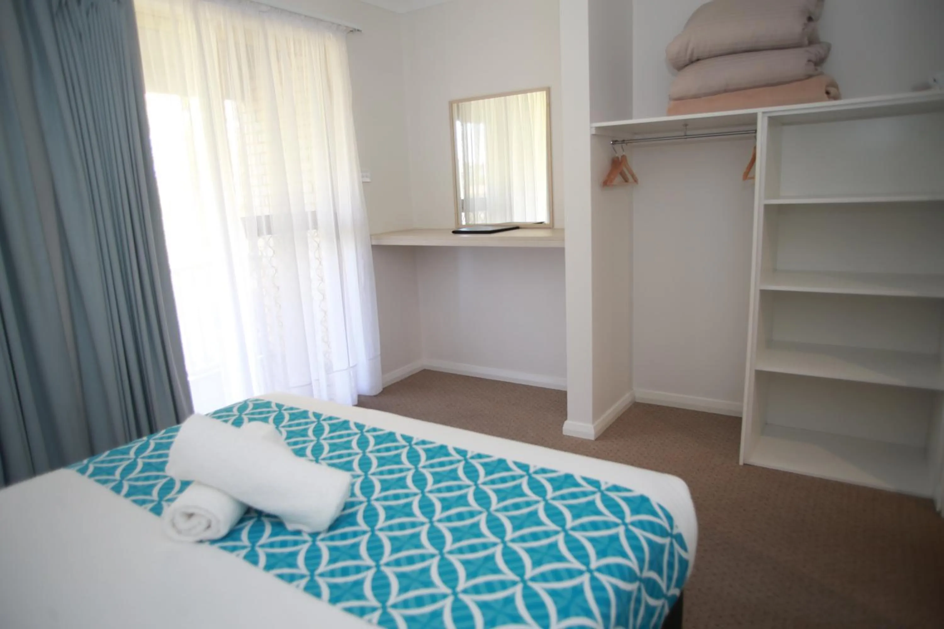 Bed in Busselton Villas and Glamping Village