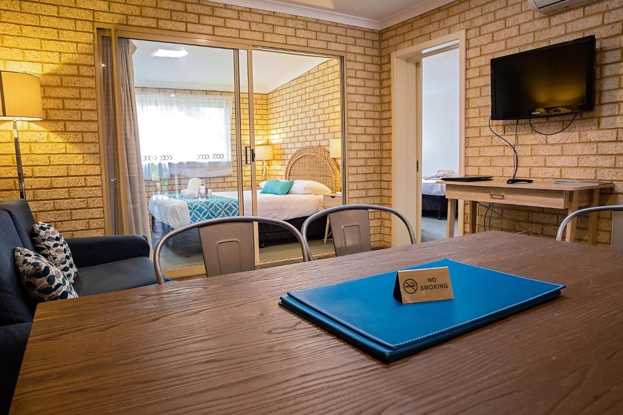 Seating area in Busselton Villas and Glamping Village
