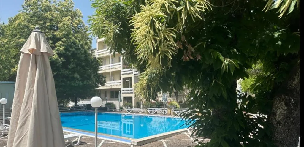 Swimming pool in Mondial Park Hotel