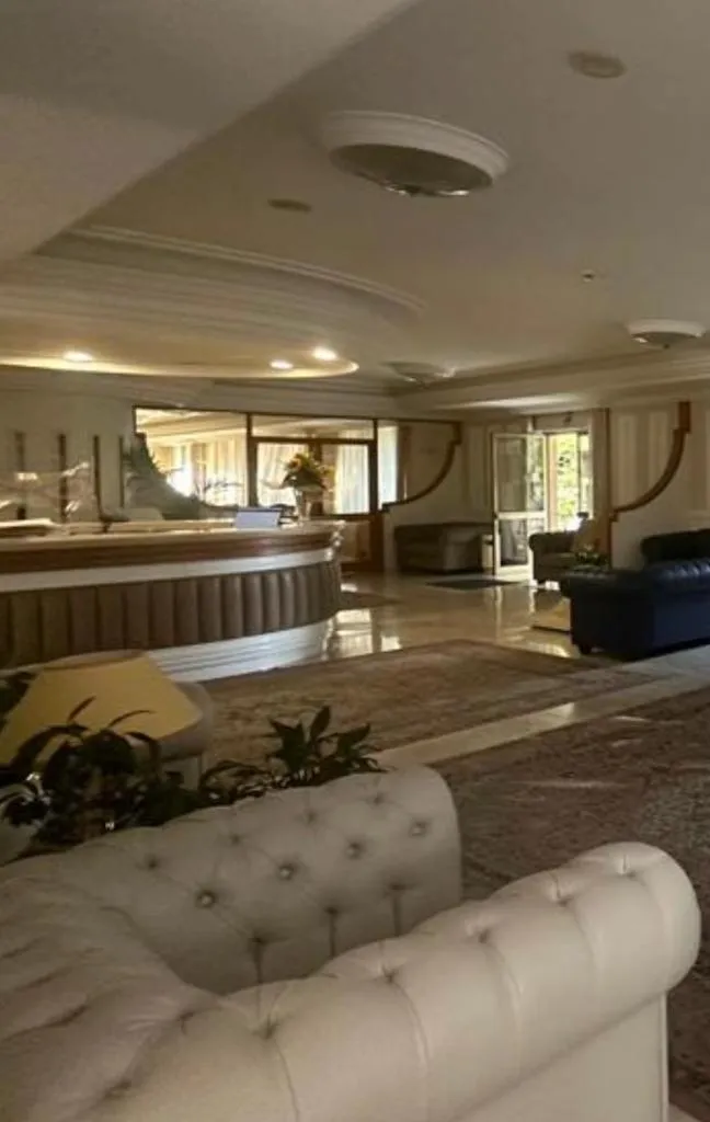 Living room in Mondial Park Hotel