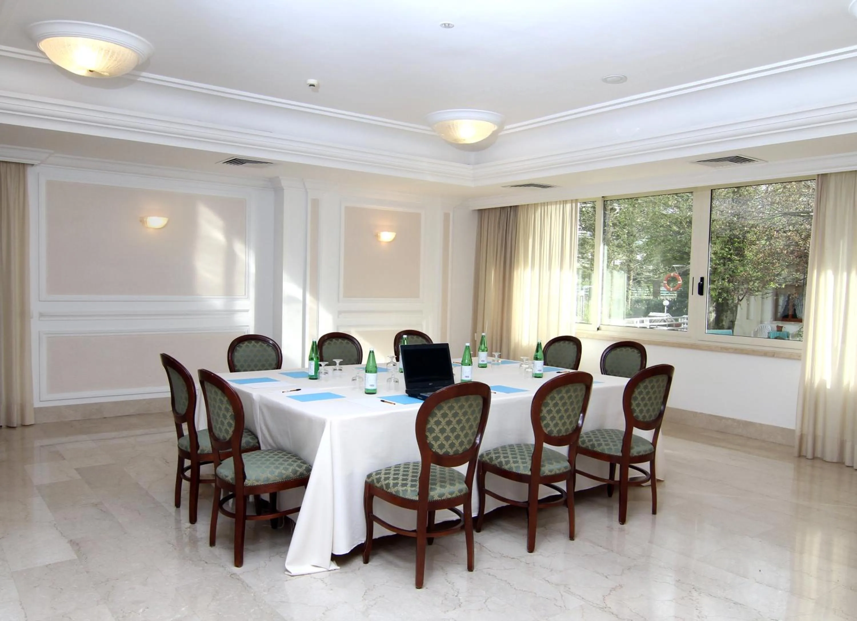 Day in Mondial Park Hotel