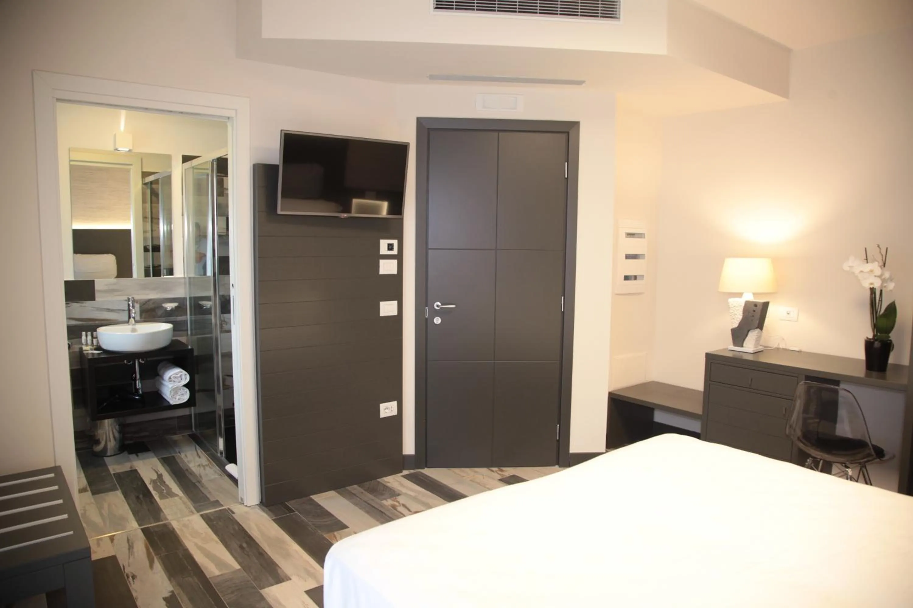 Photo of the whole room, Bed in Residenza RoMa