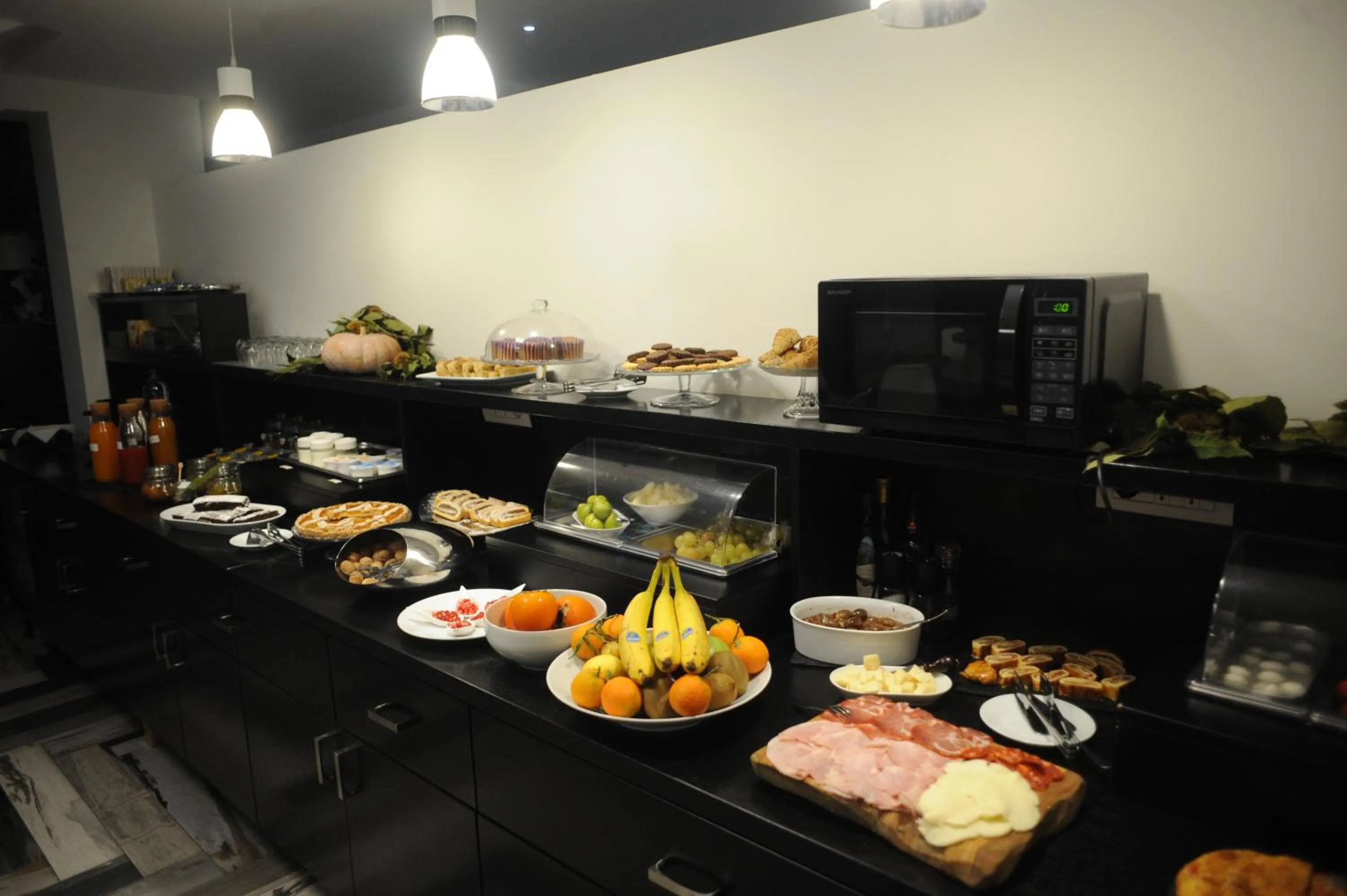 Continental breakfast in Residenza RoMa