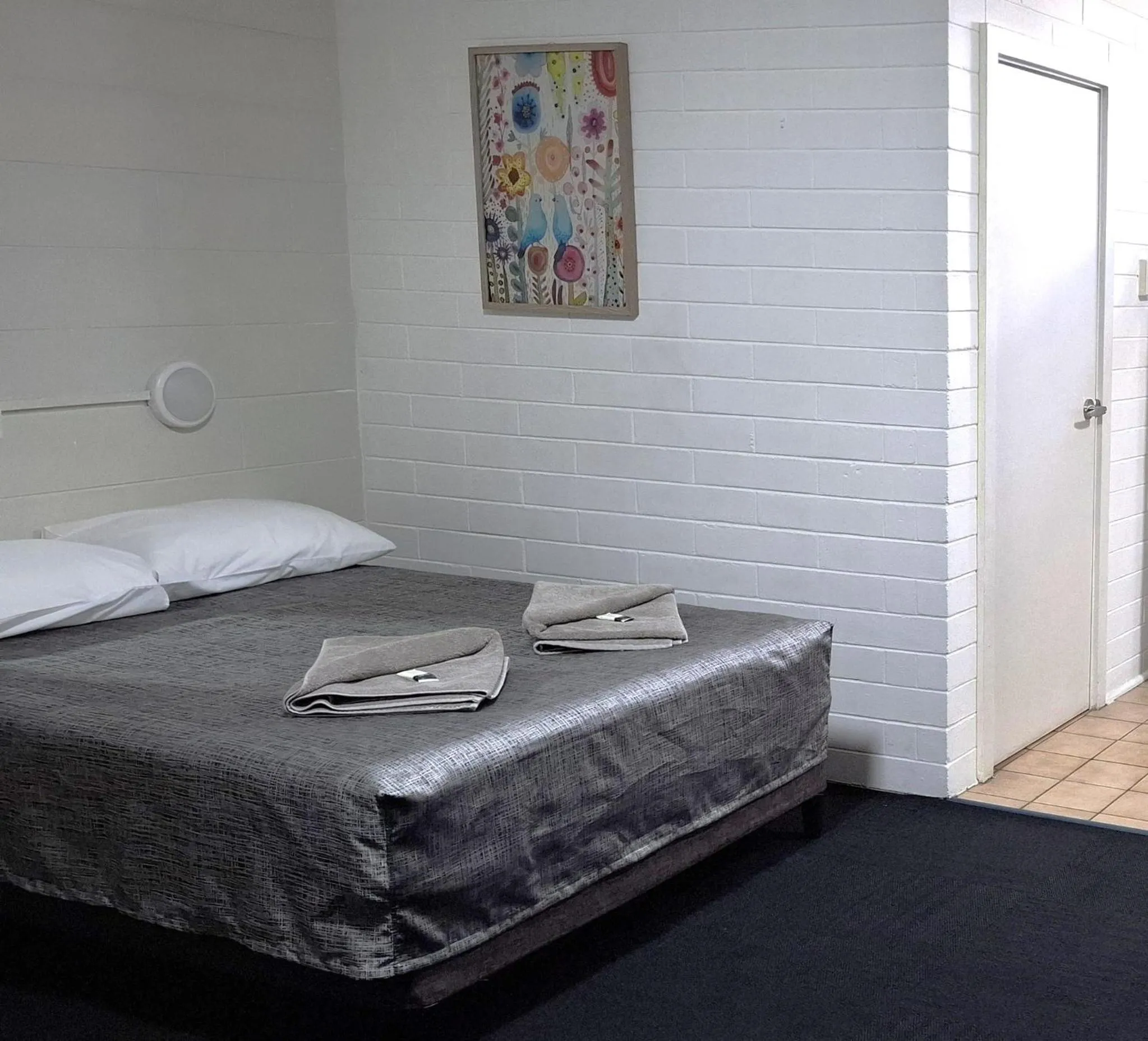 Bed in Burdekin Motor Inn