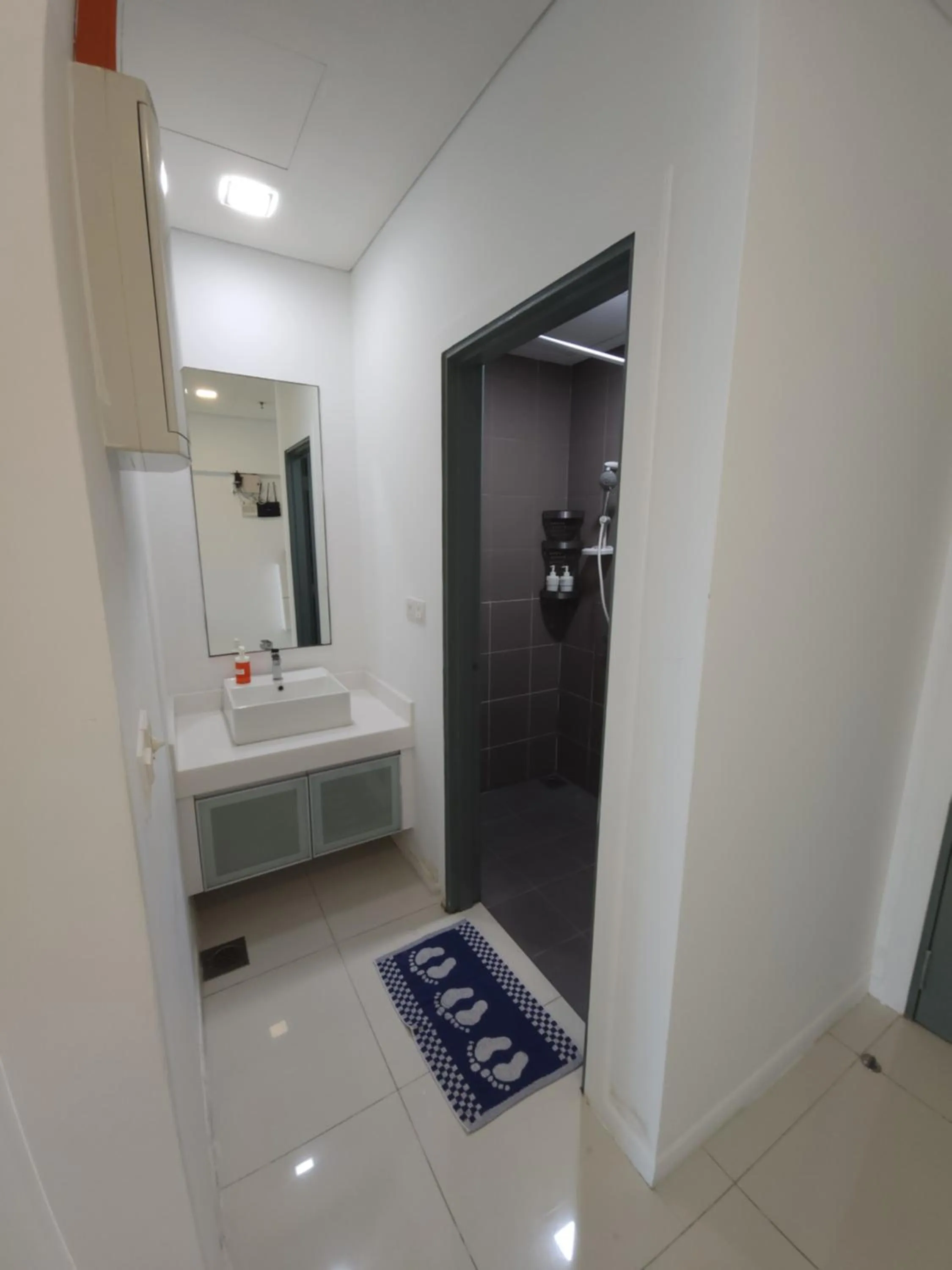 Summer Suites Studios