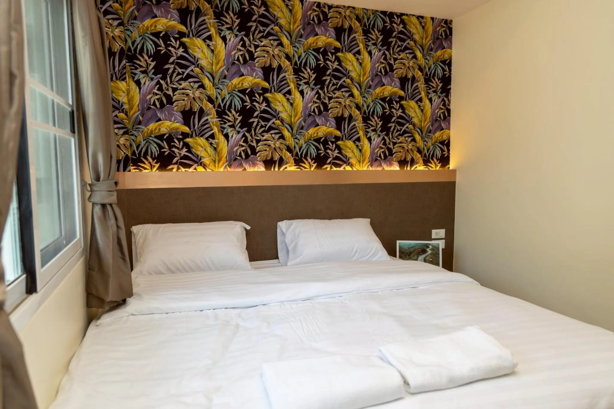 Bed in Sea Inn Pattaya