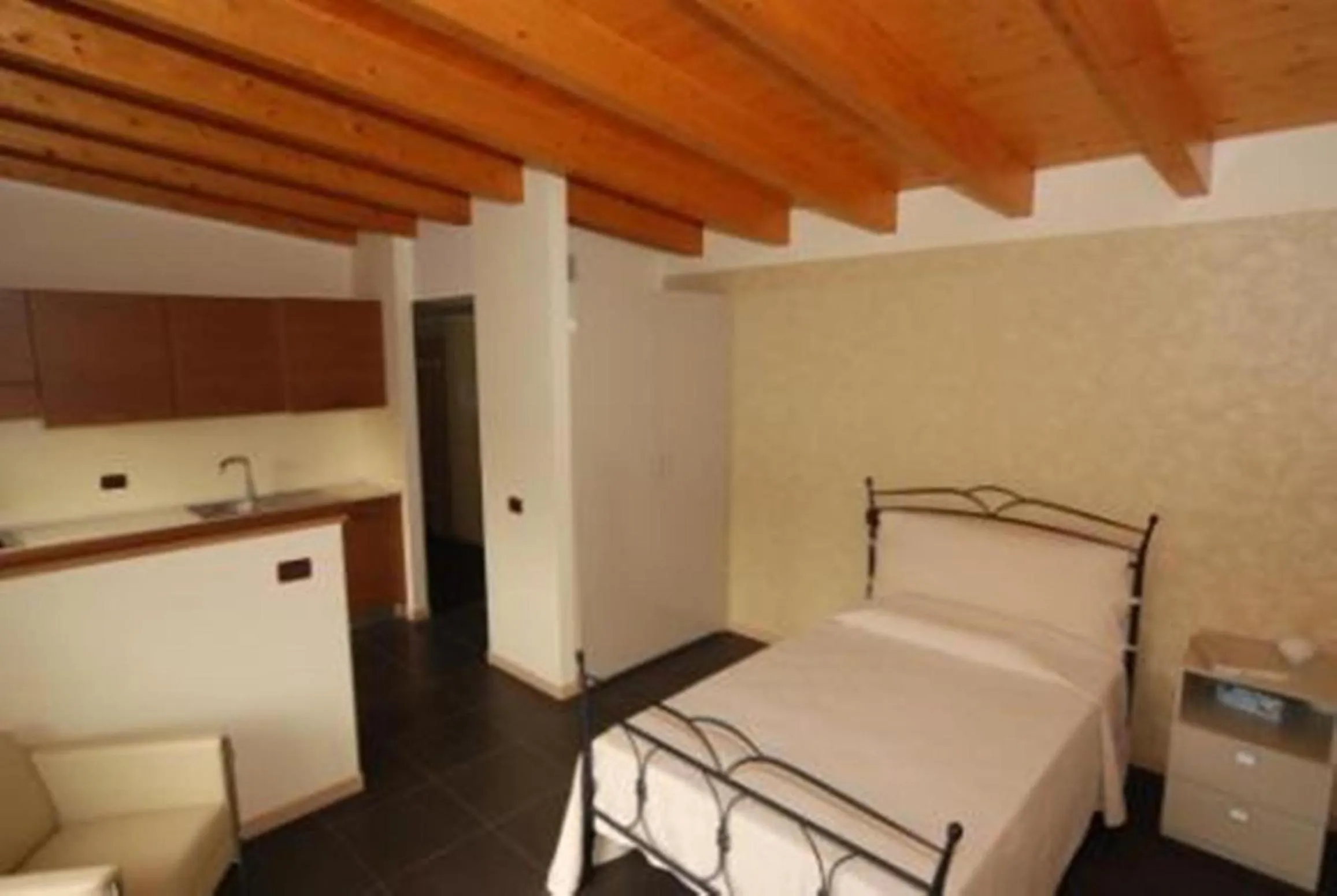 Bed in Residence & Suites Solaf