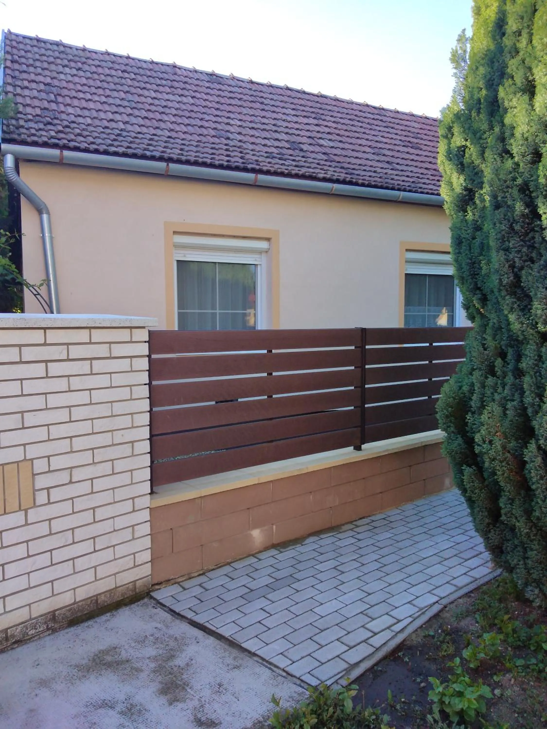 Otthon Apartman