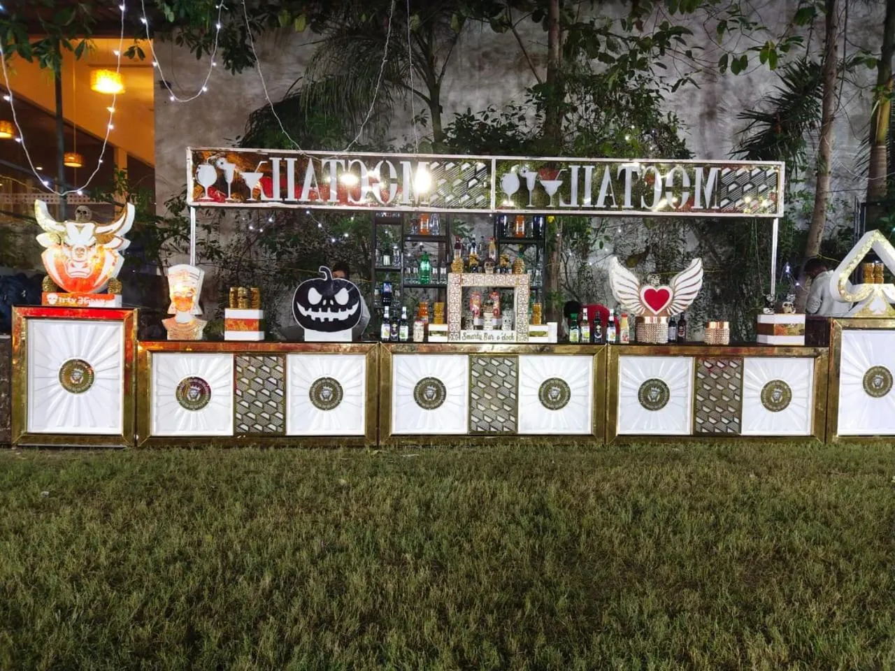 Food and drinks in Ginger Gondia, Balaghat Road