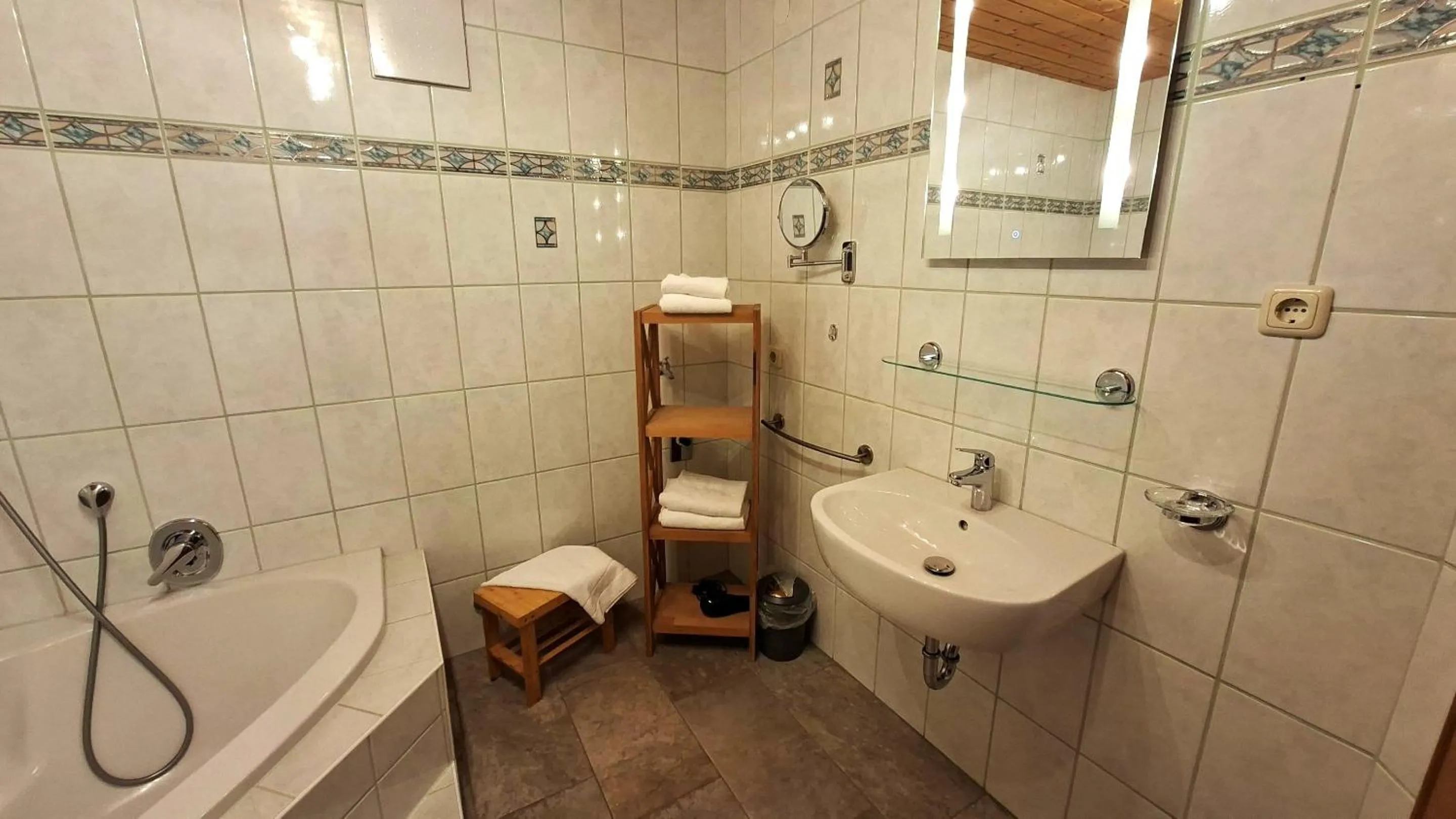 Bathroom in Ferienwohnungen Bauernhof Andreas Kleiner
