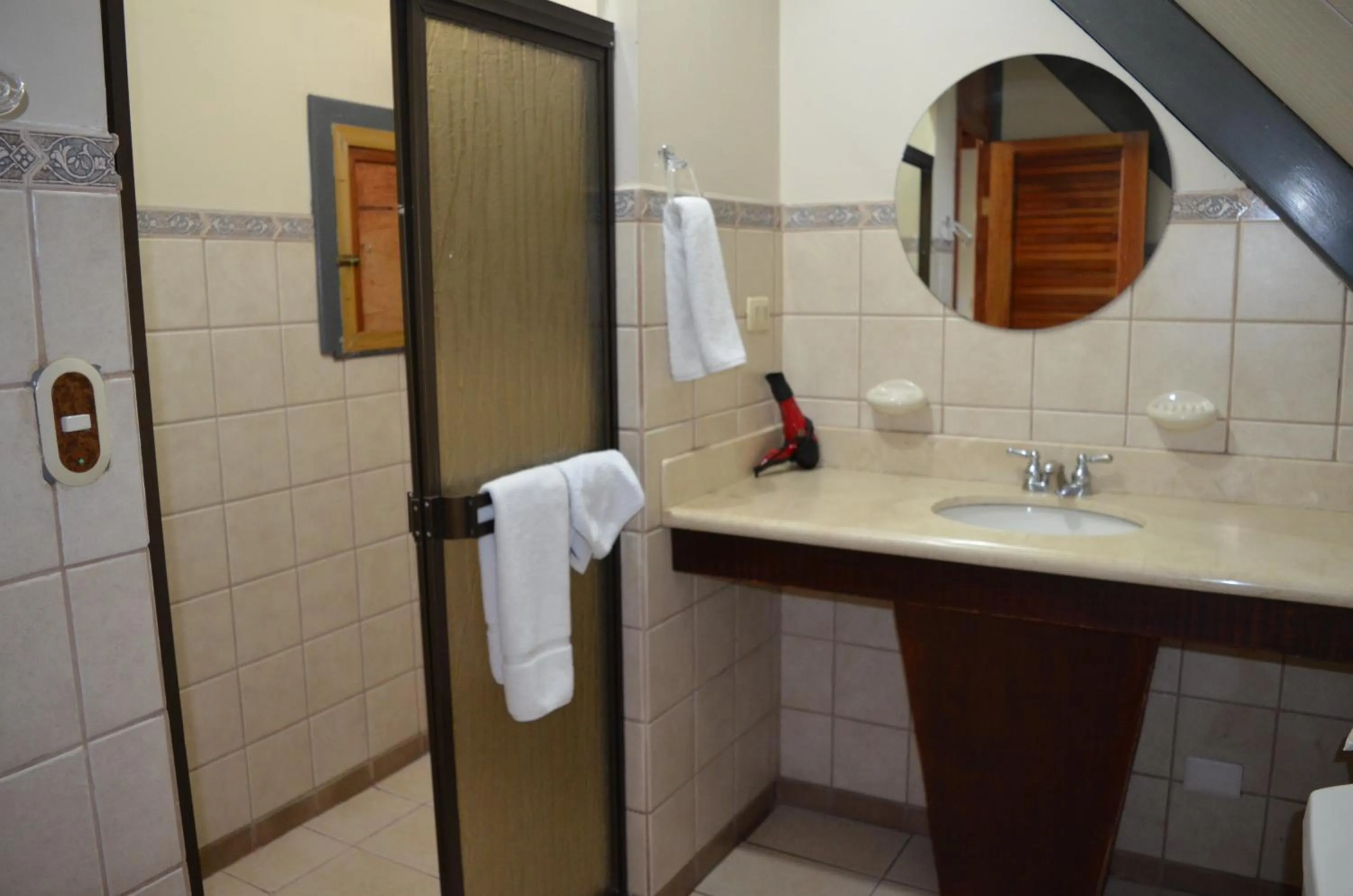 Shower in Sportsmens Lodge - Gentlemen's Club