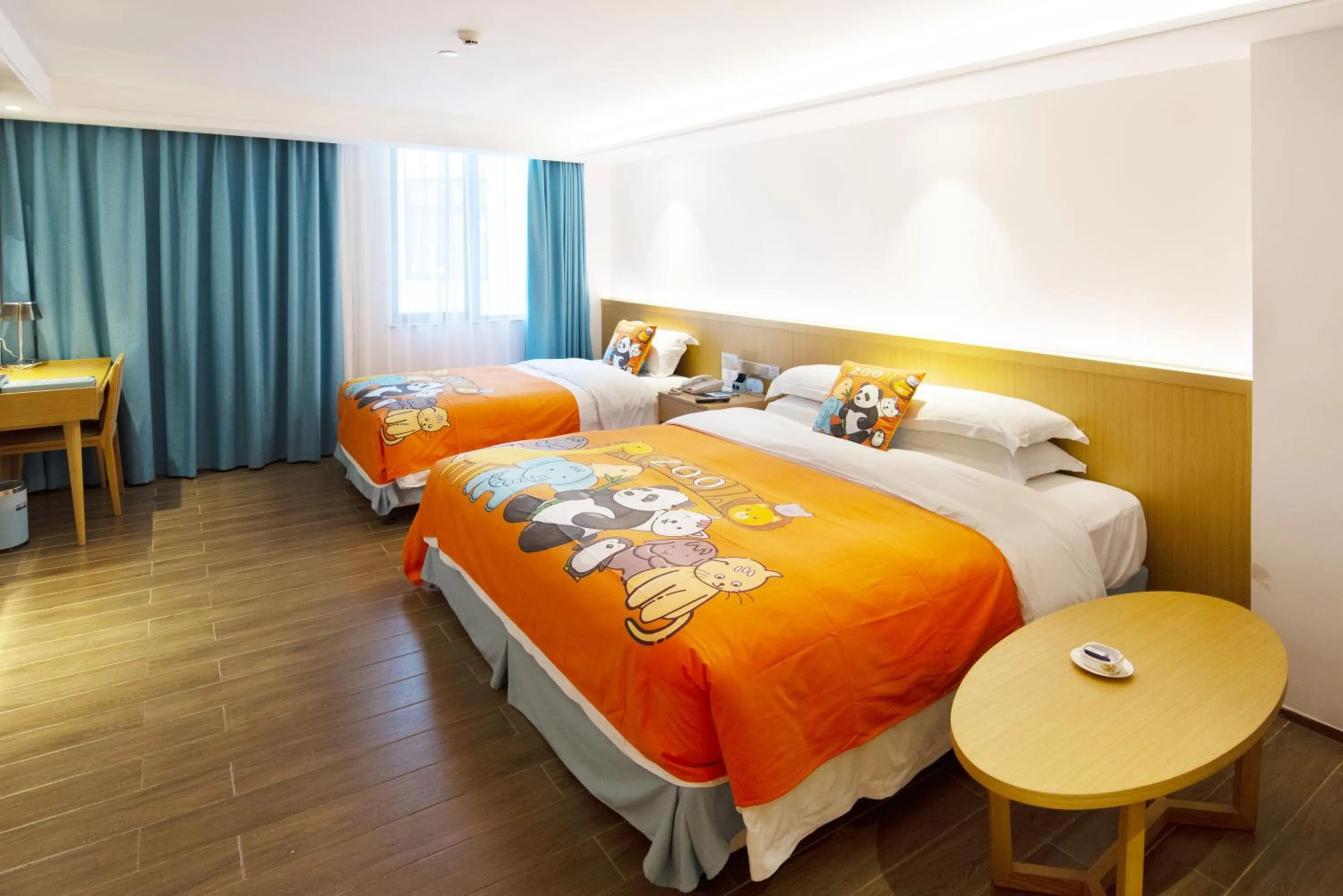 Bed in Sanya South China Hotel