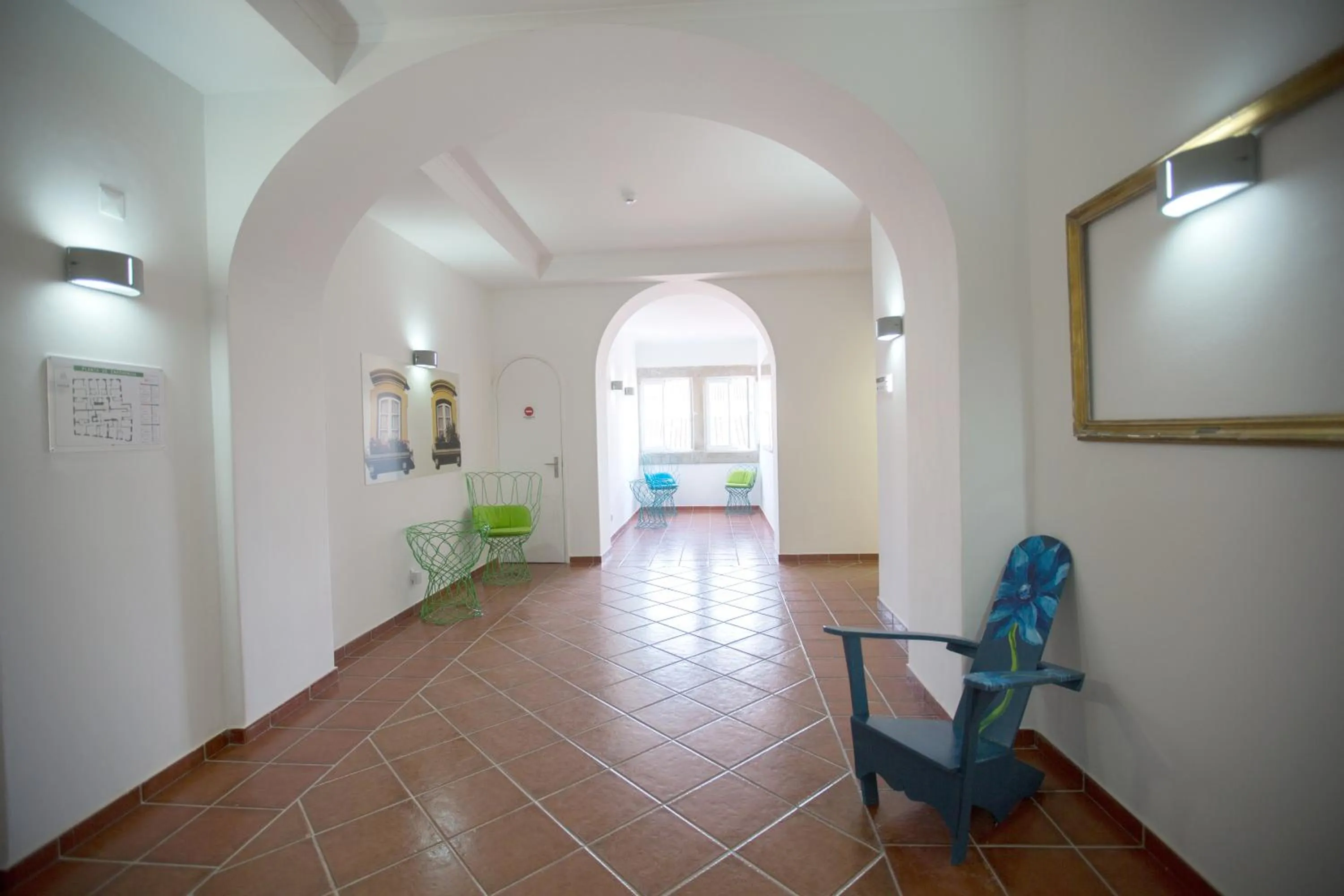 Lobby or reception in HI Évora – Pousada de Juventude