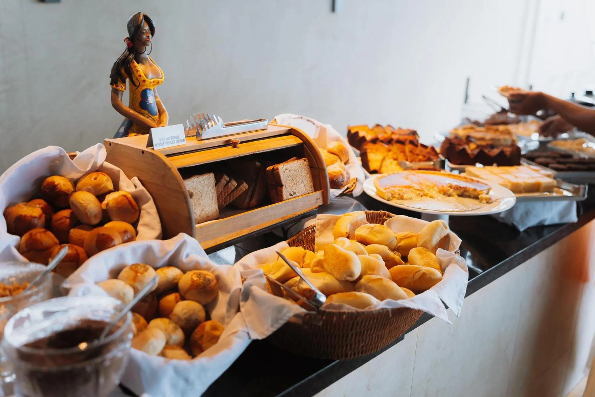 Breakfast in Sol Victoria Marina