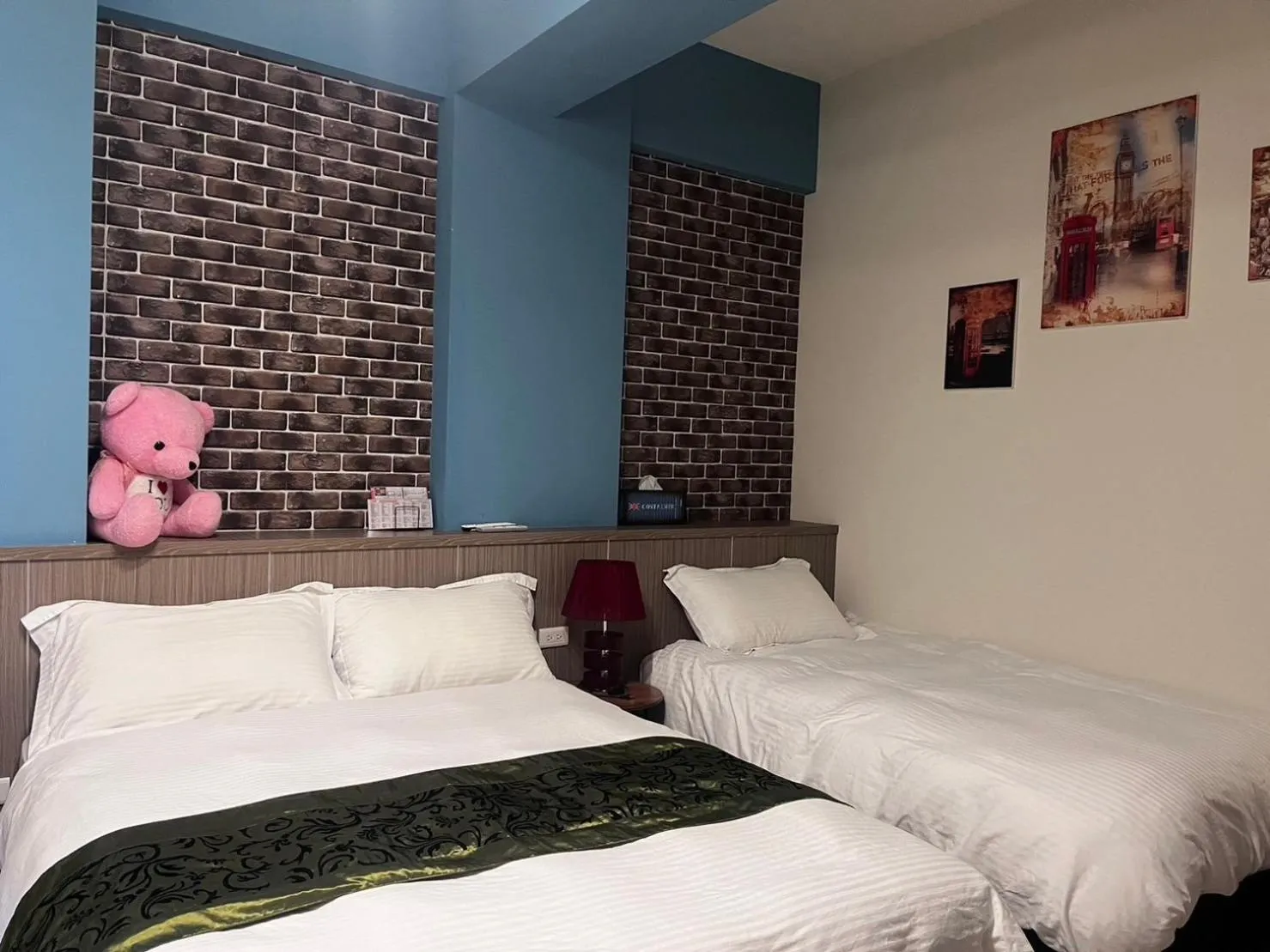 Bed in Happy Life B&B