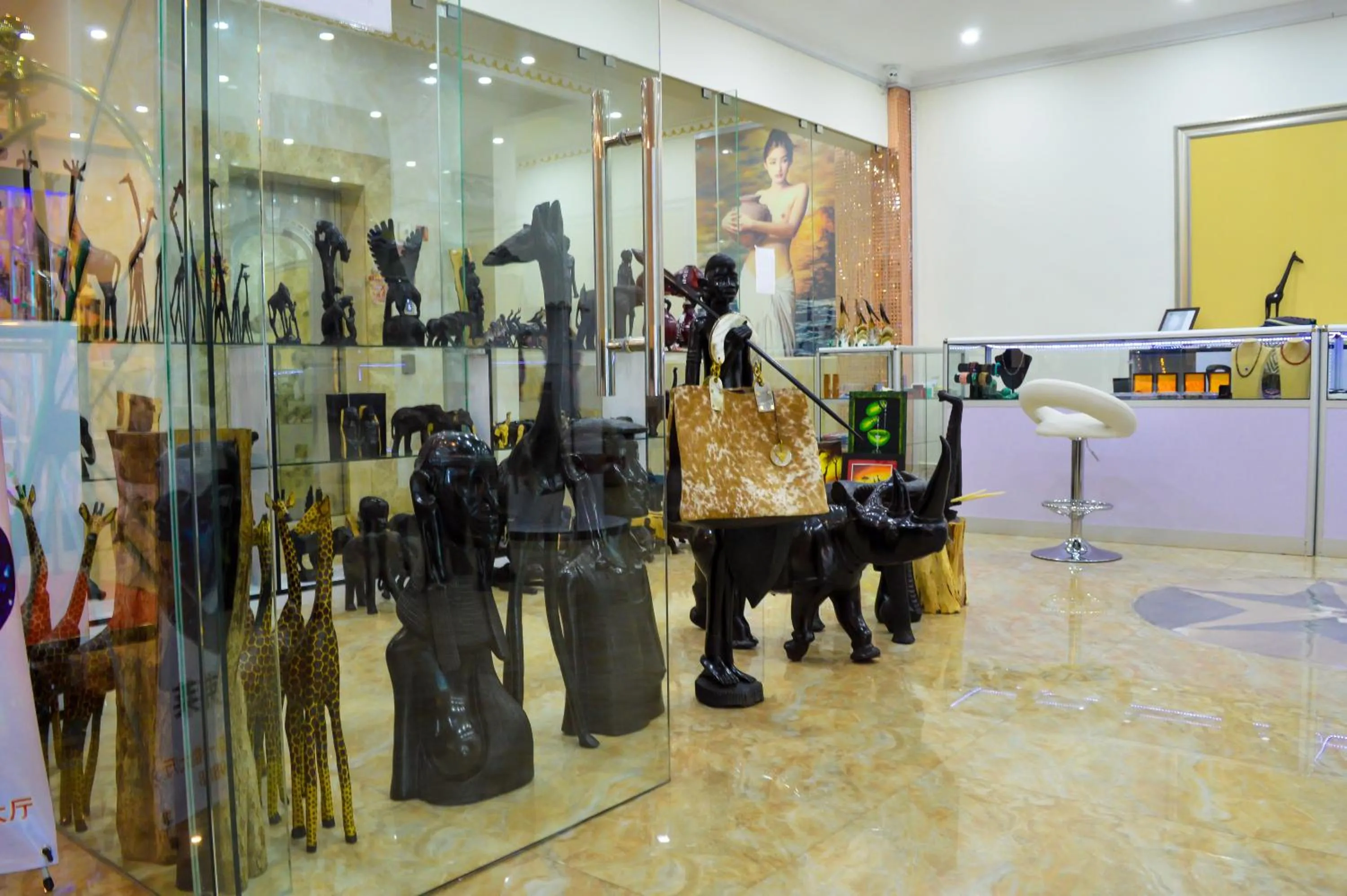 On-site shops in Wuduria Hotel