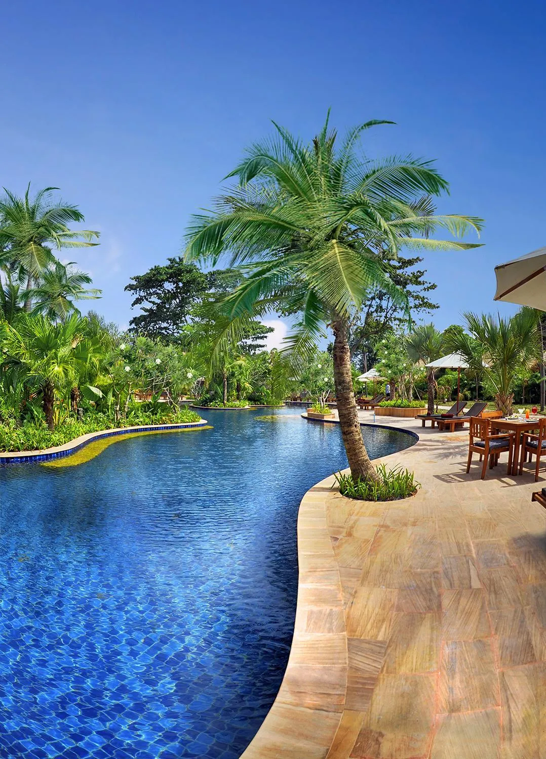 Swimming pool in Mali Resort Sunrise Beach