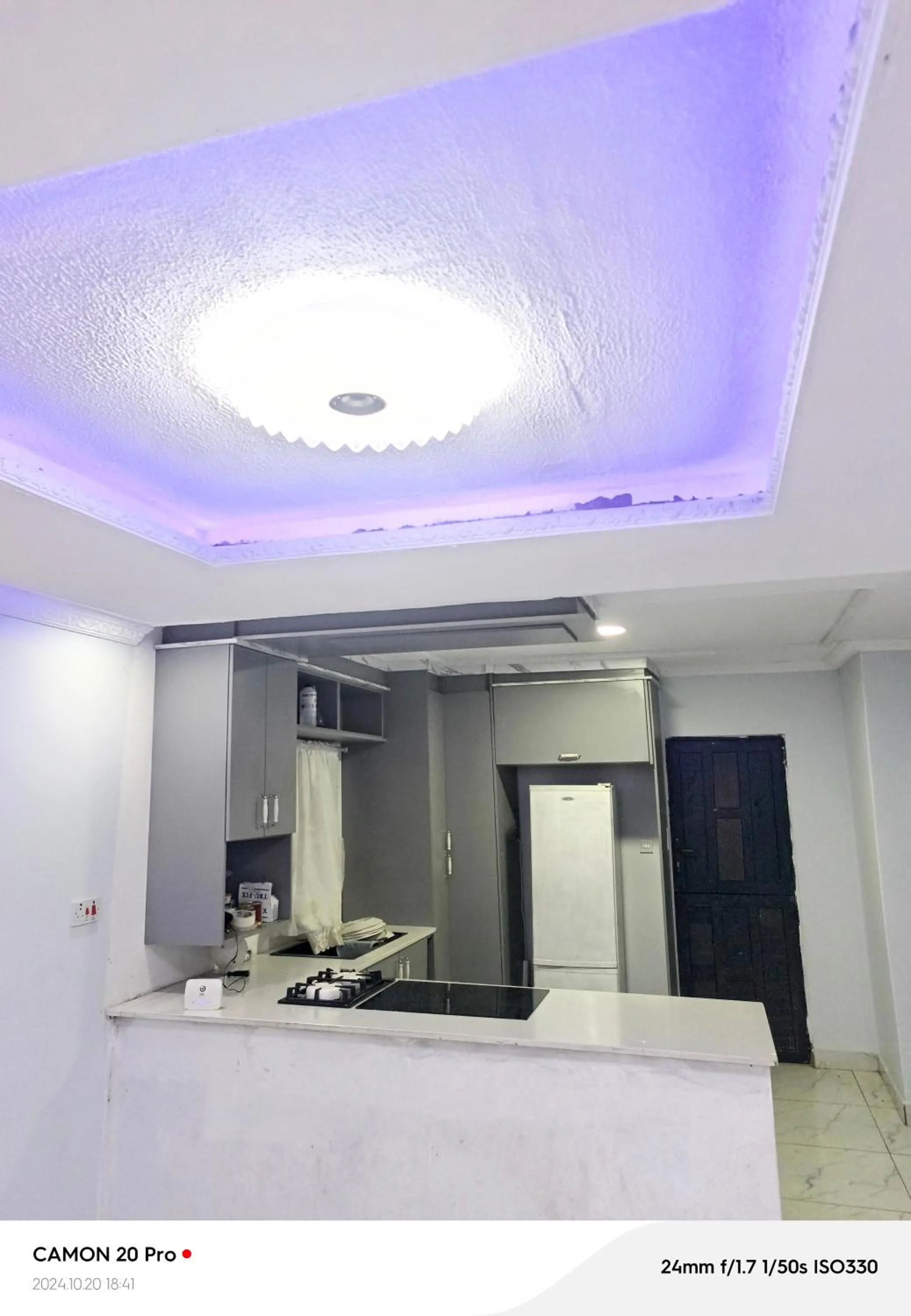 Kitchen or kitchenette in Raneziah Guesthouse