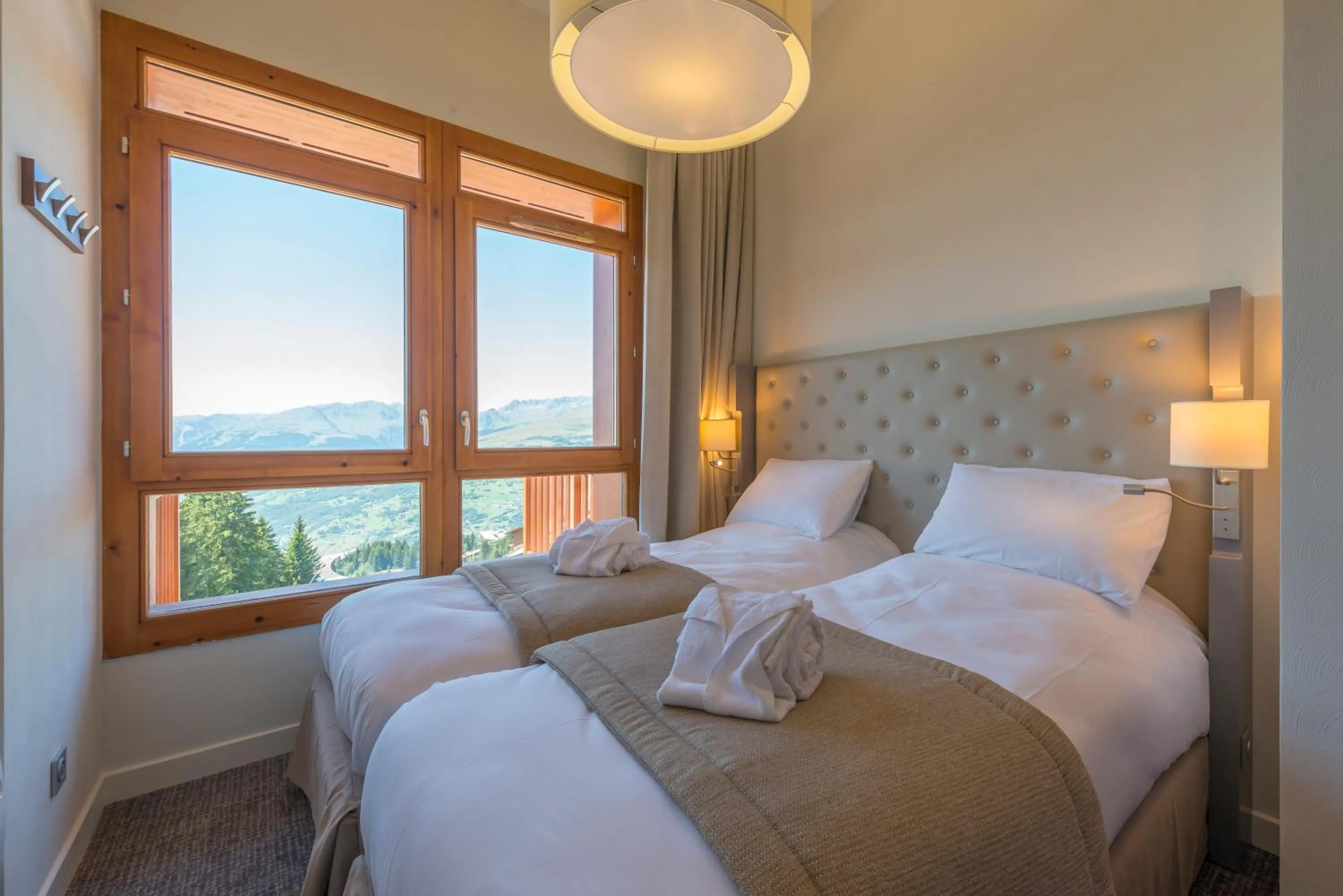 Bedroom, Bed in Hôtel Eden by Odalys