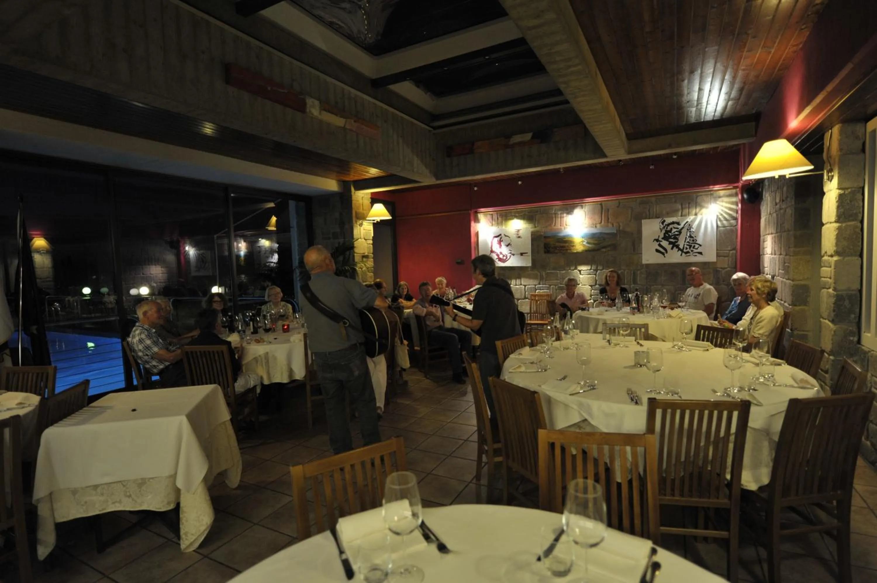 Restaurant/places to eat in Ca' Del Lupo