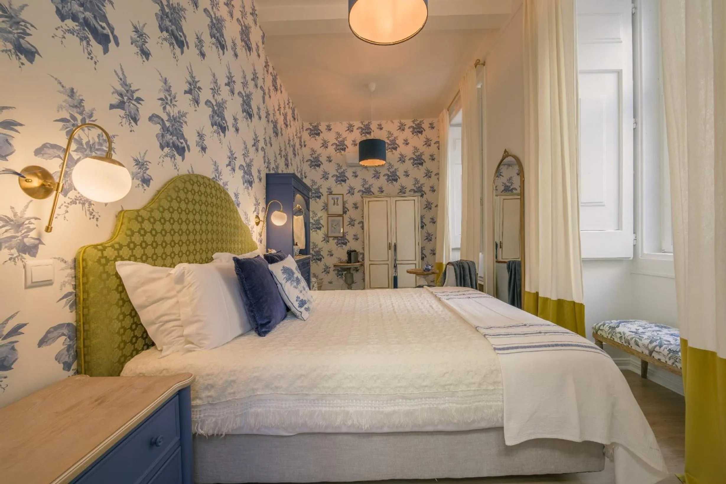 Bed in Sapateiros 44