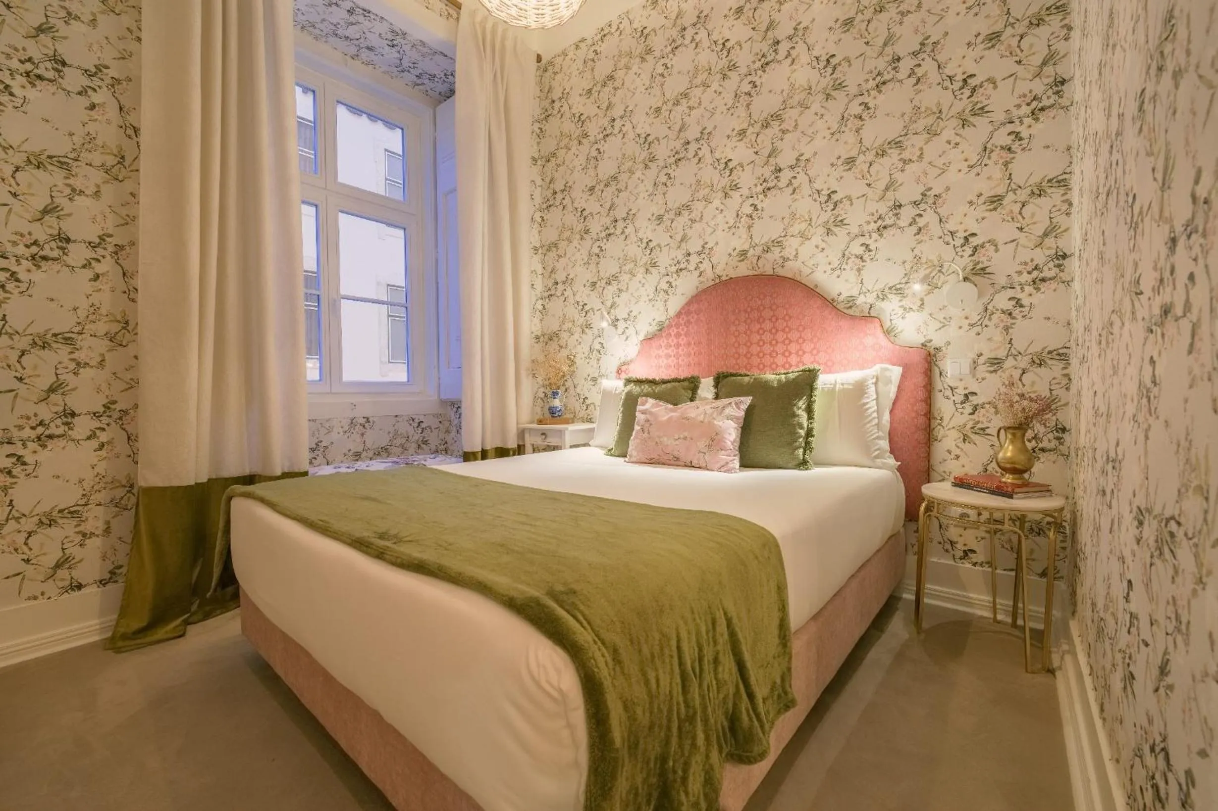 Bed in Sapateiros 44